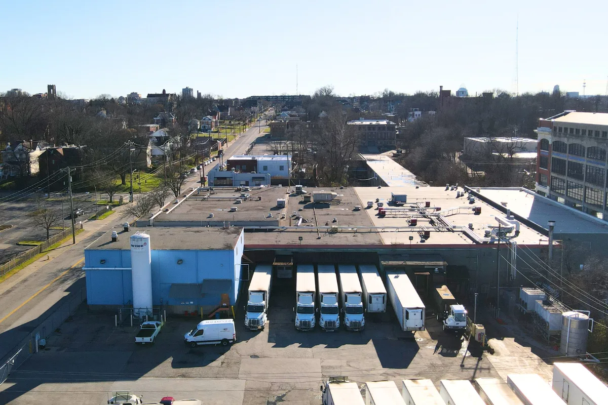 3011 Stanton Avenue — Lease in Cincinnati, OH, photo 2 of 4