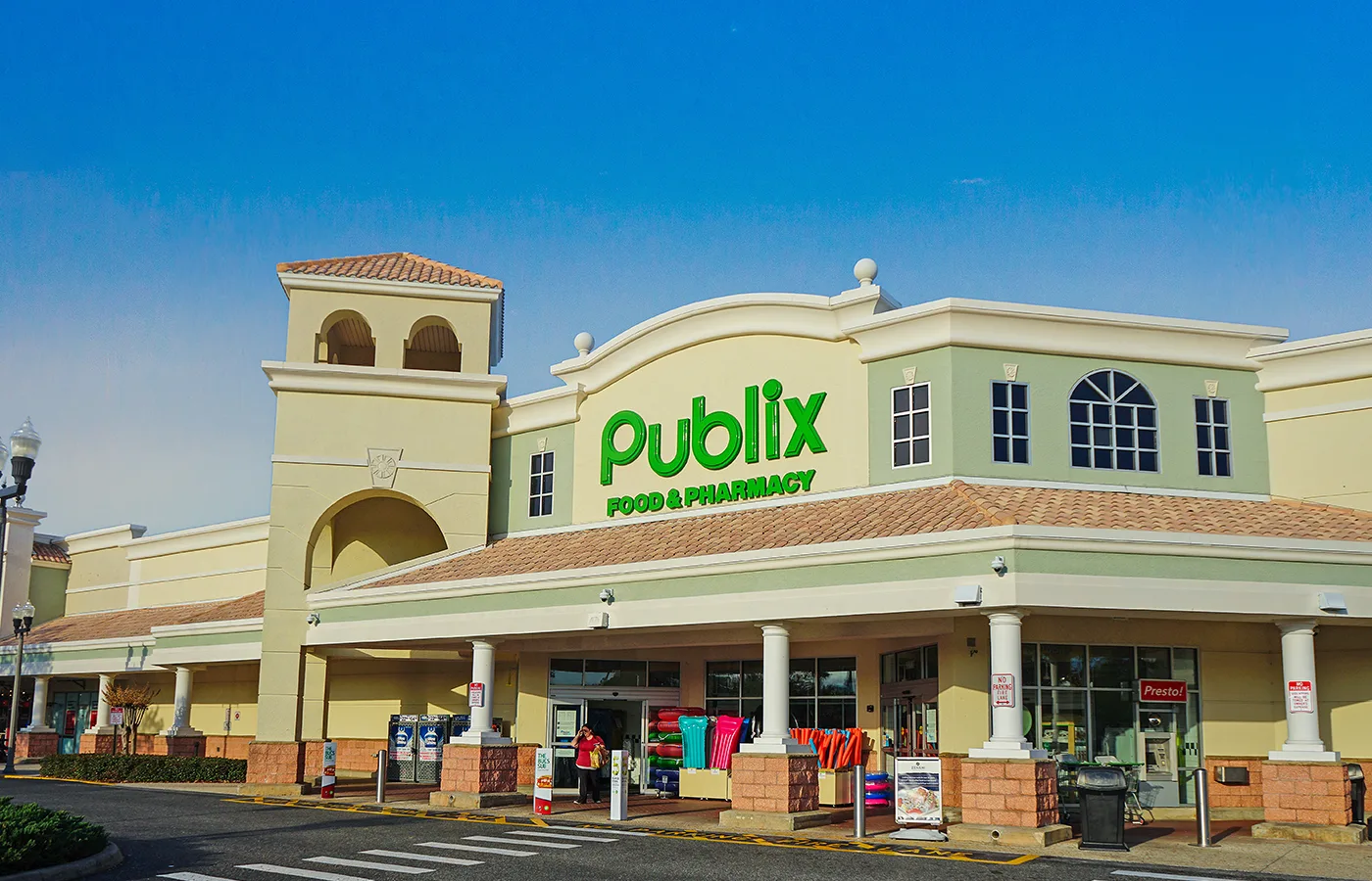 Berry Town Center — Lease in Davenport, FL, photo 1 of 6