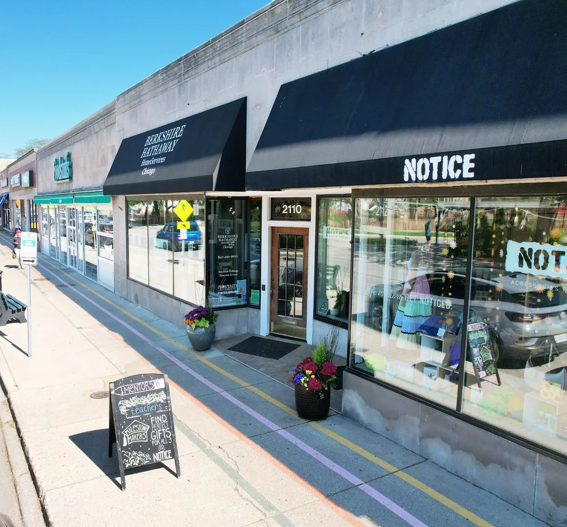 2110 Central St — Lease in Evanston, IL, photo 2 of 2
