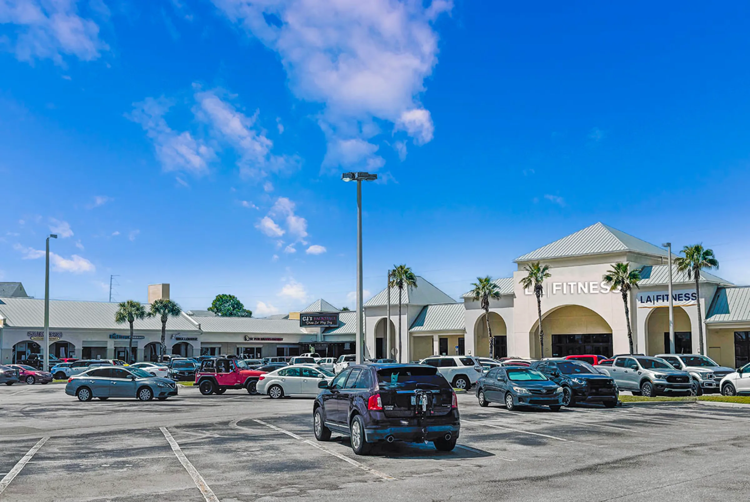 Marketplace S.C. - photo 2 - 6802-7088 22nd Ave N Saint Petersburg, FL