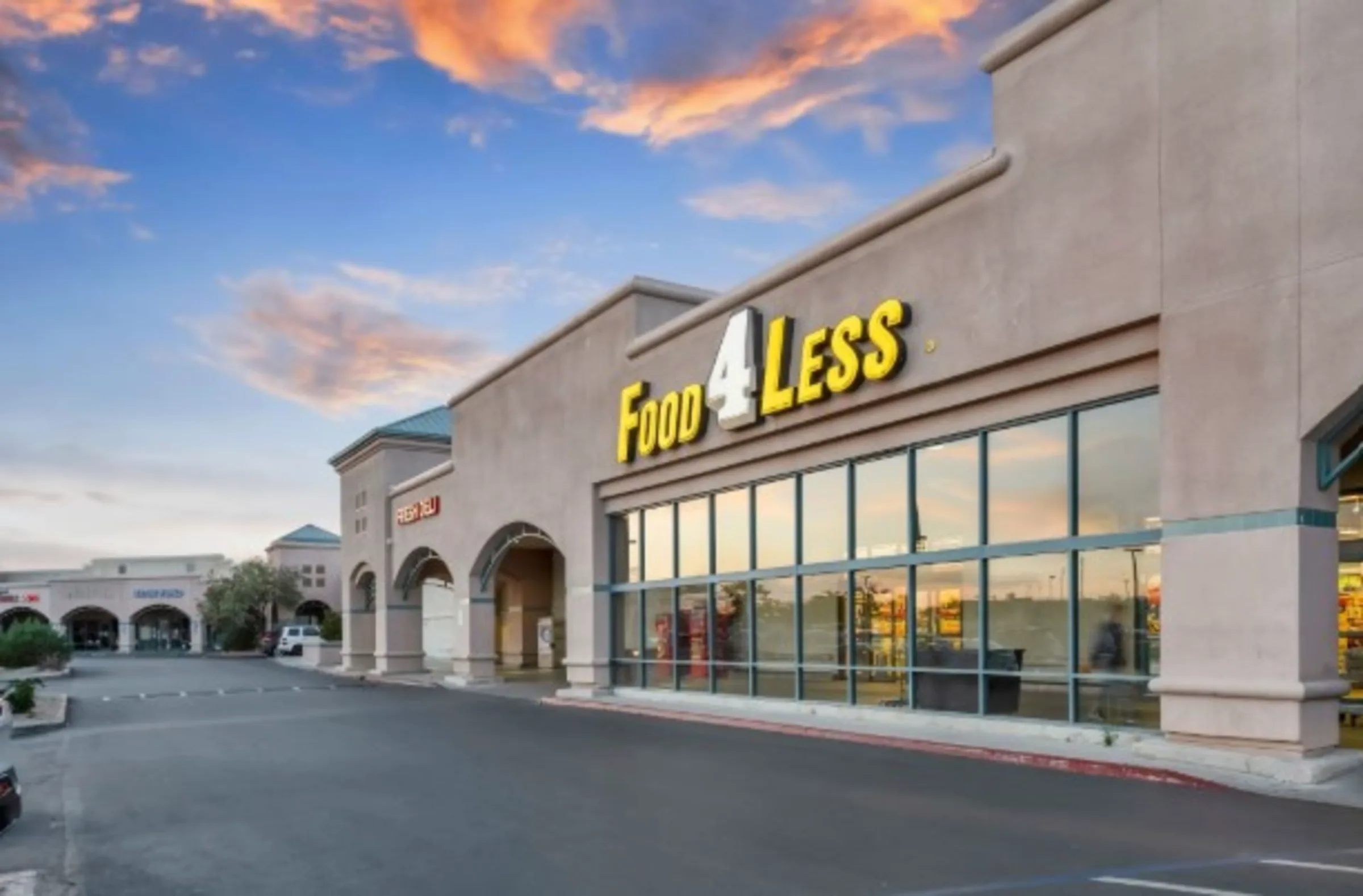 Renaissance Center — Lease in Victorville, CA, photo 3 of 3