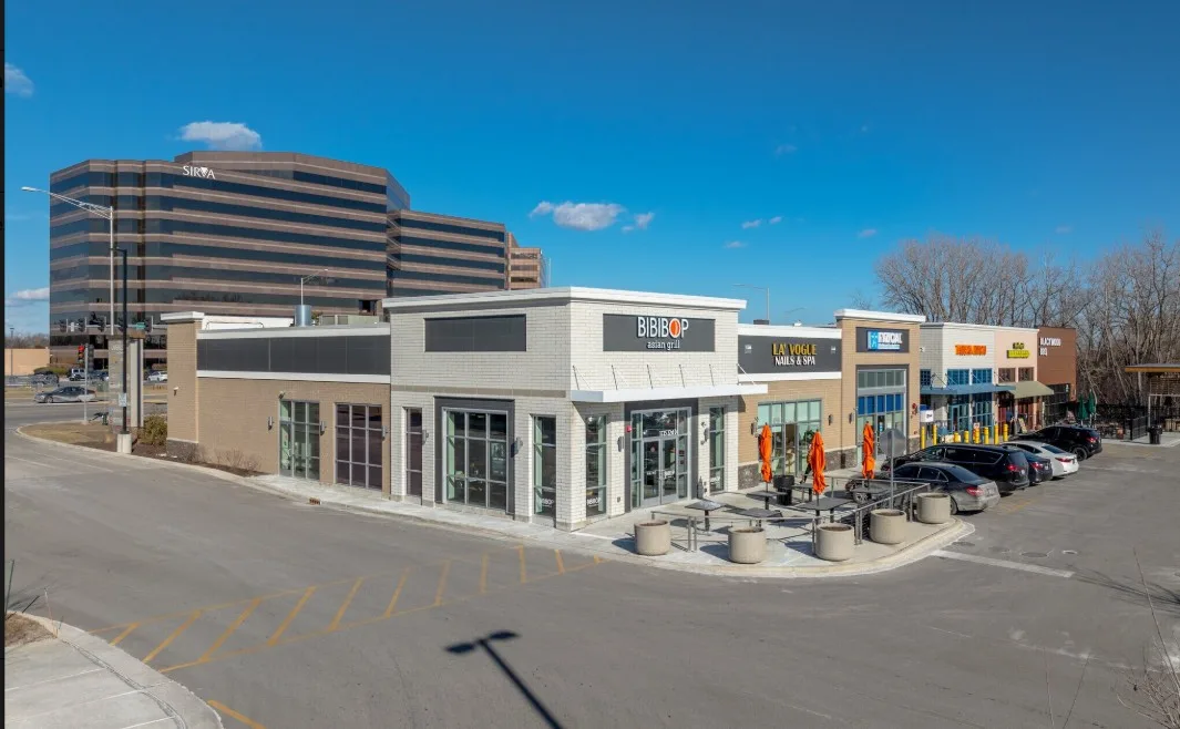 The Overlook at Oak Brook — Lease in Oak Brook, IL, photo 1 of 1