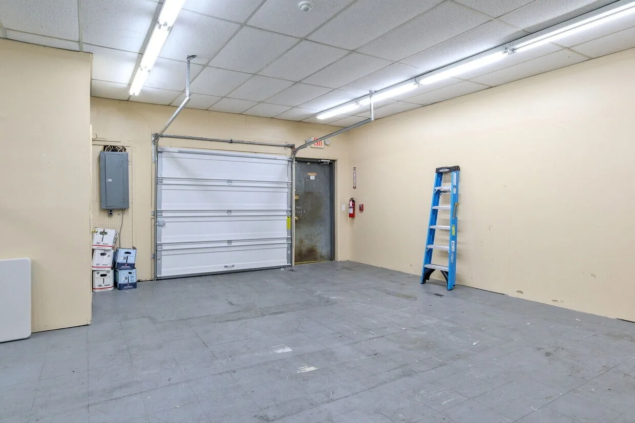 73 S Liberty Dr — Lease in Stony Point, NY, photo 6 of 8