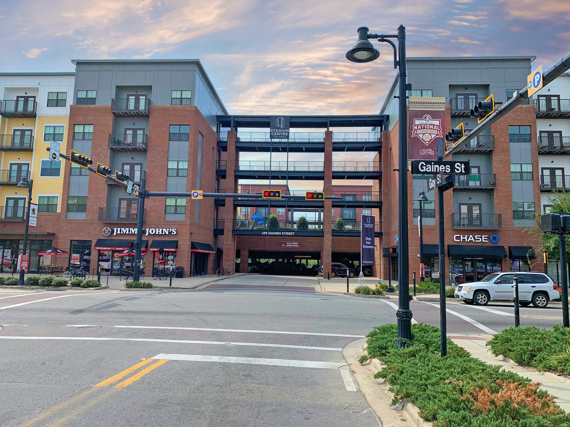 Stadium Centre — Lease in Tallahassee, FL, photo 1 of 3