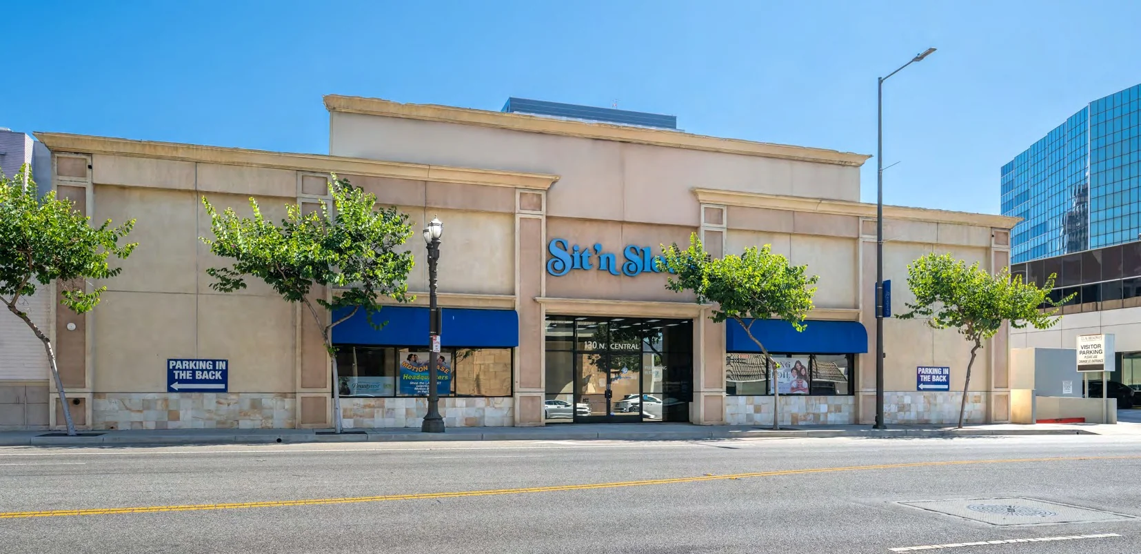 130 N Central Ave — Lease in Glendale, CA, photo 1 of 3
