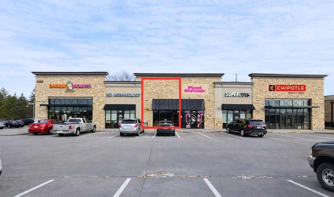 3053 8th St W — Lease in Altoona, IA, photo 2 of 2