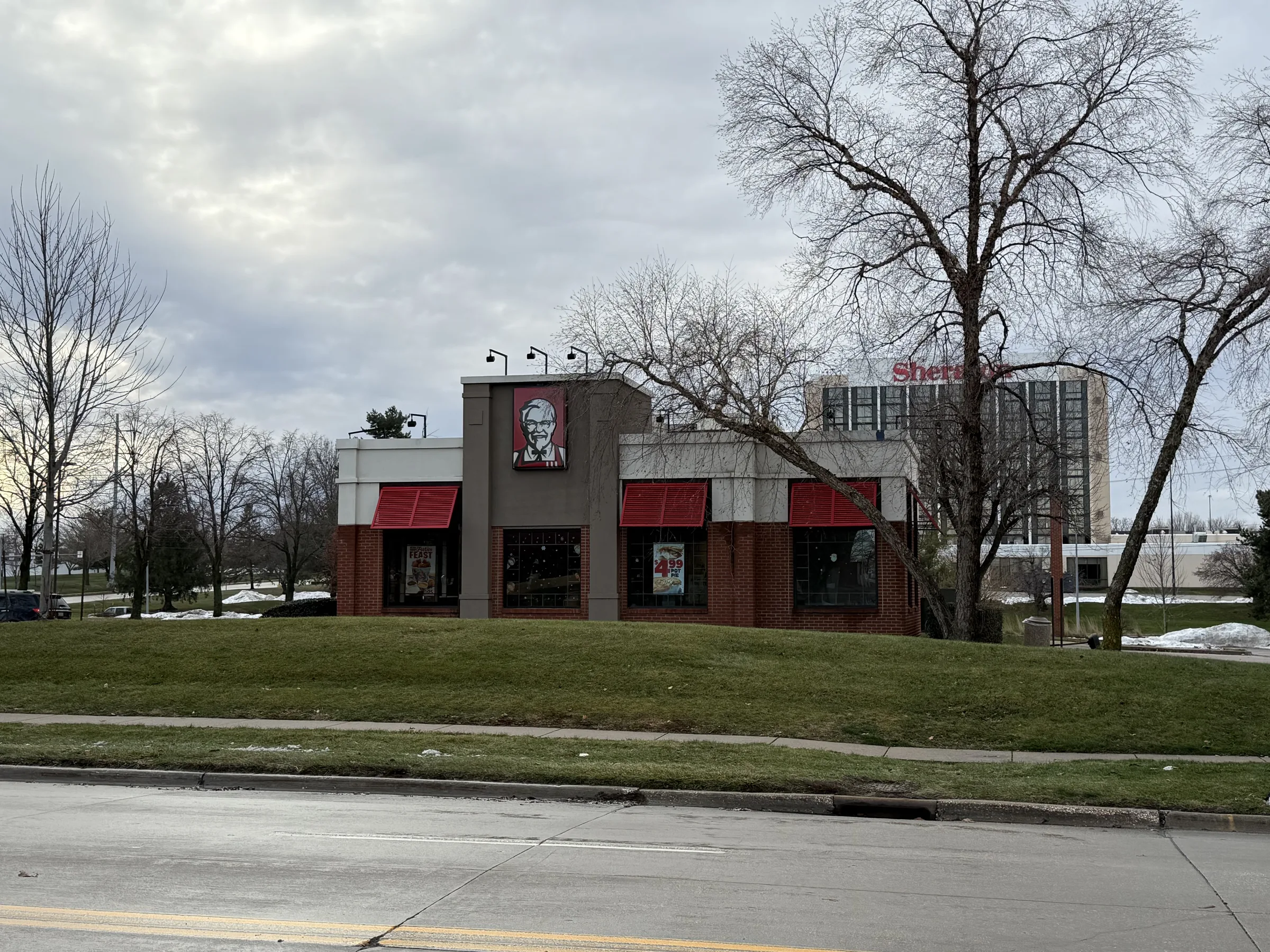 11406 Forest Ave — Lease in Clive, IA, photo 1 of 4