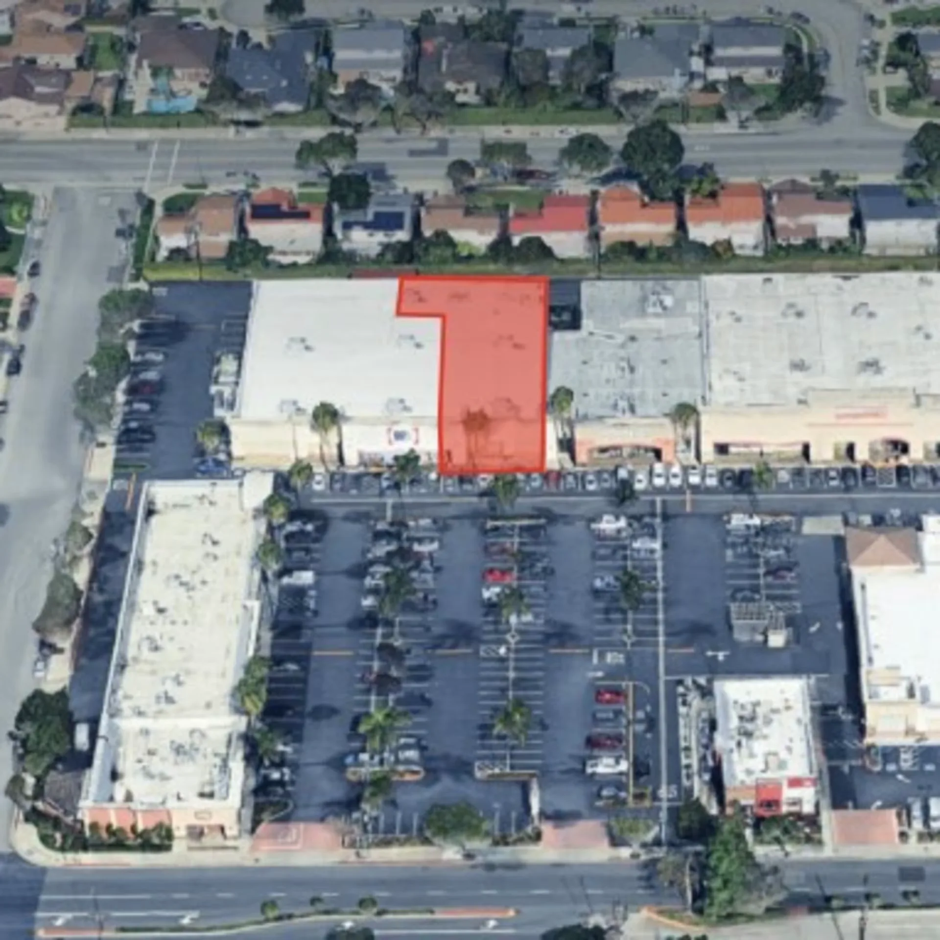 Paramount Plaza - photo 1 - 15713-15727 Downey Ave Paramount, CA