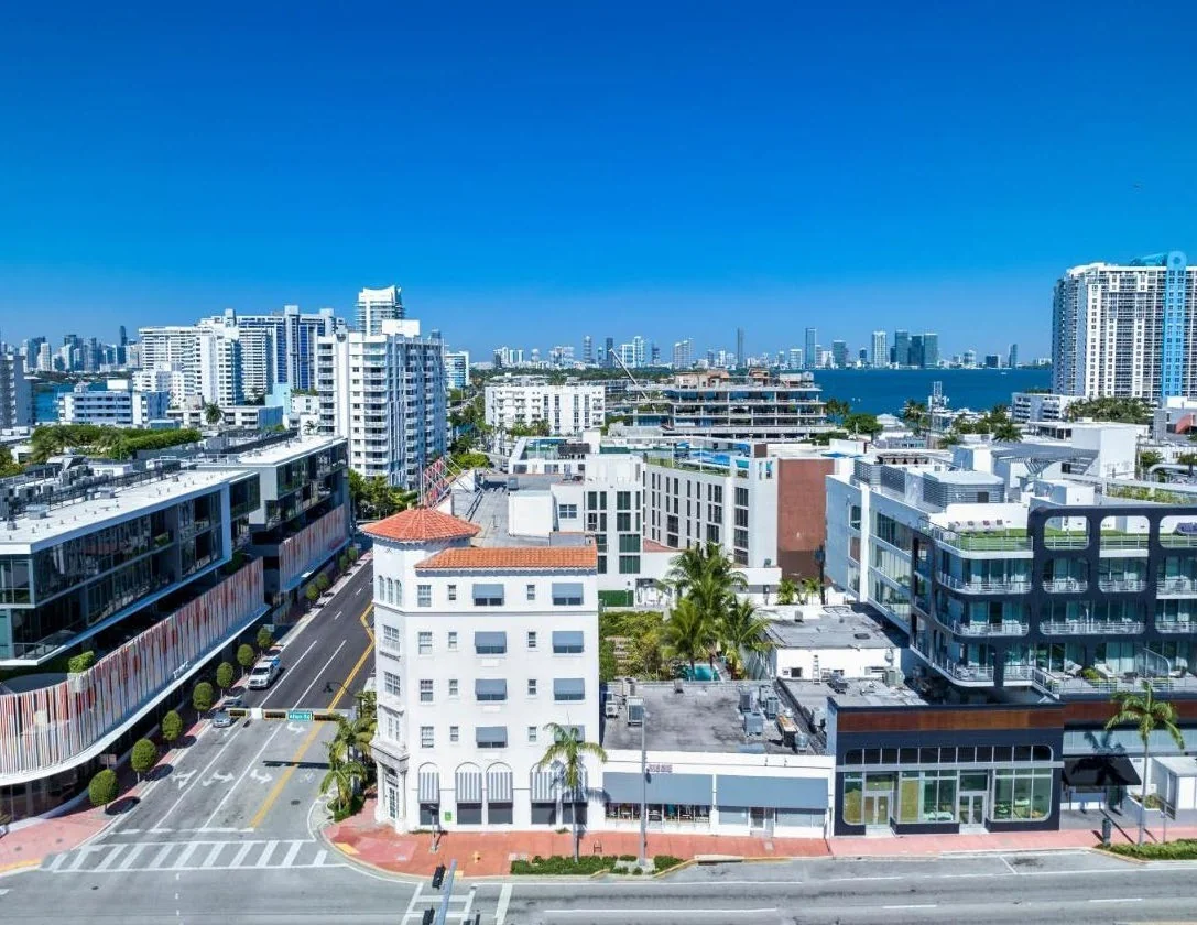 1708 Alton Rd — Lease in Miami Beach, FL, photo 1 of 6