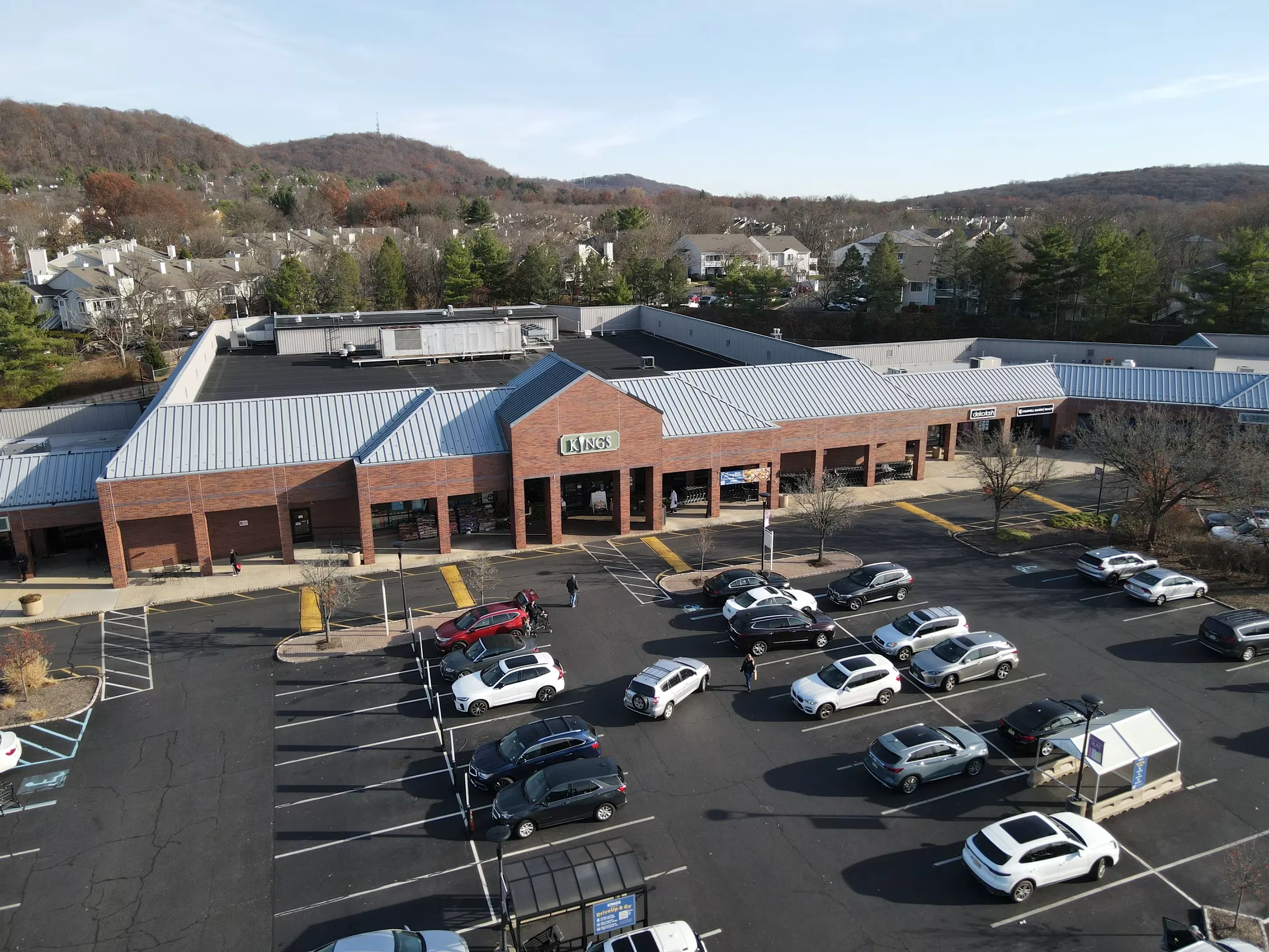 The Hills Village Center — Lease in Bedminster, NJ, photo 1 of 8