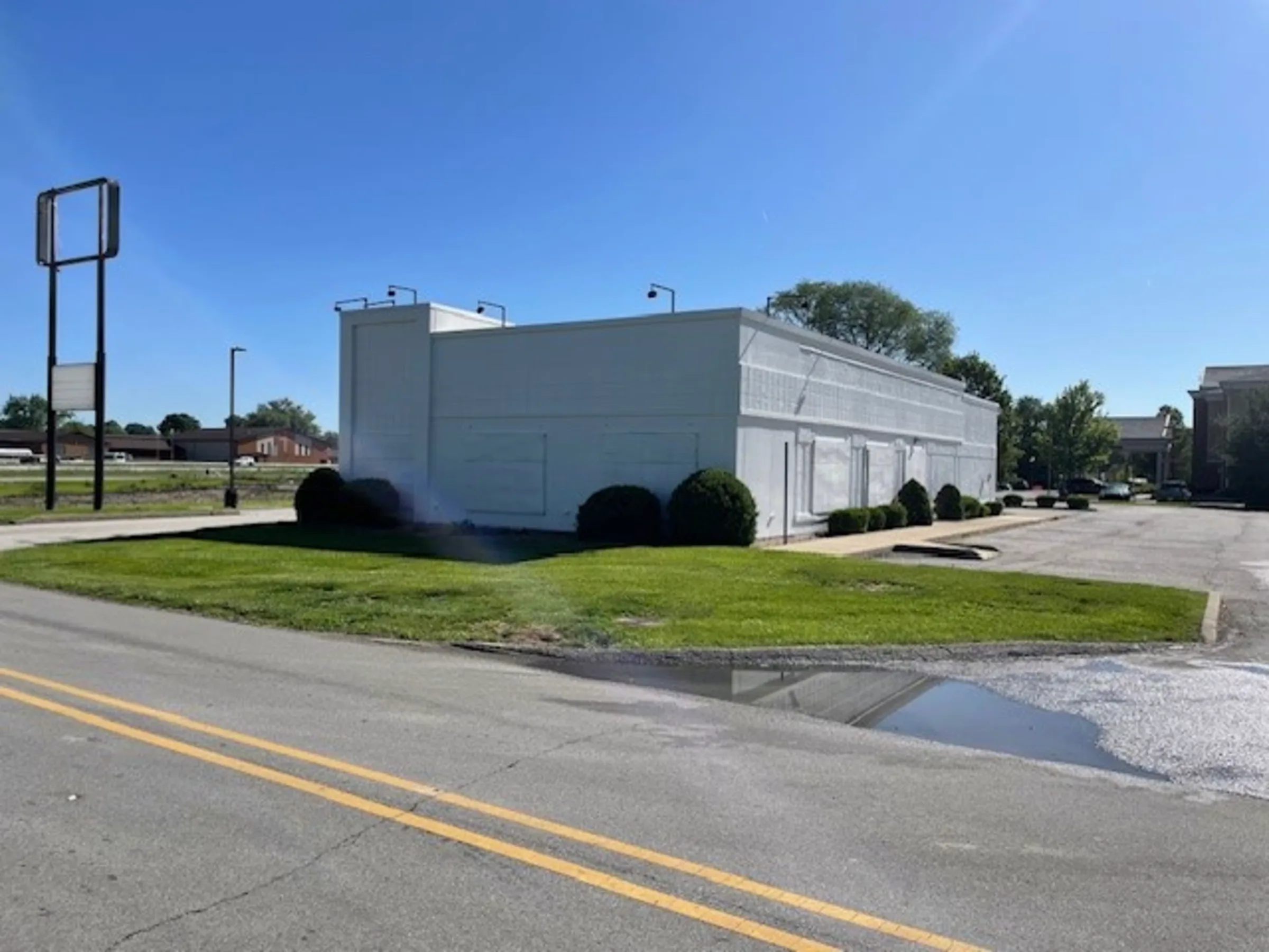 2235 Burton Lane — Lease in Martinsville, IN, photo 1 of 8