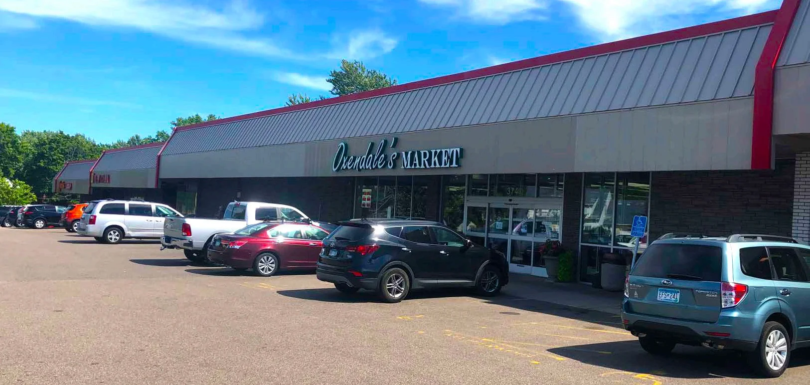 Doddway Shopping Center — Lease in St Paul, MN, photo 1 of 1