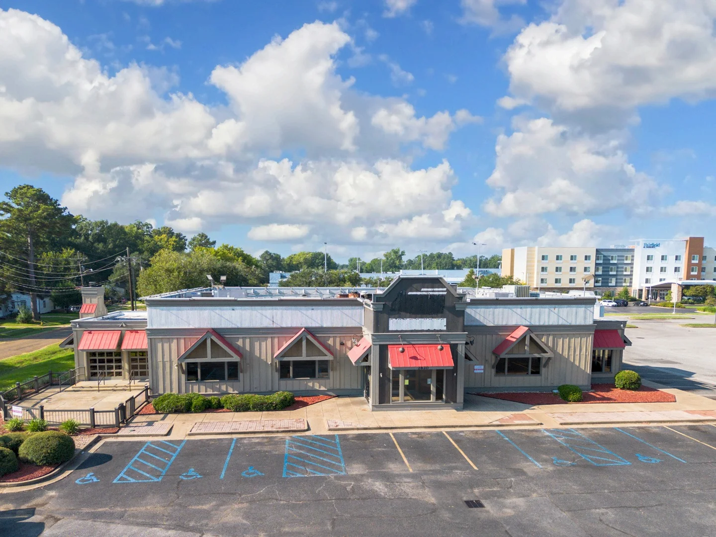 Freestanding Restaurant — Lease in Alexandria, LA, photo 3 of 3