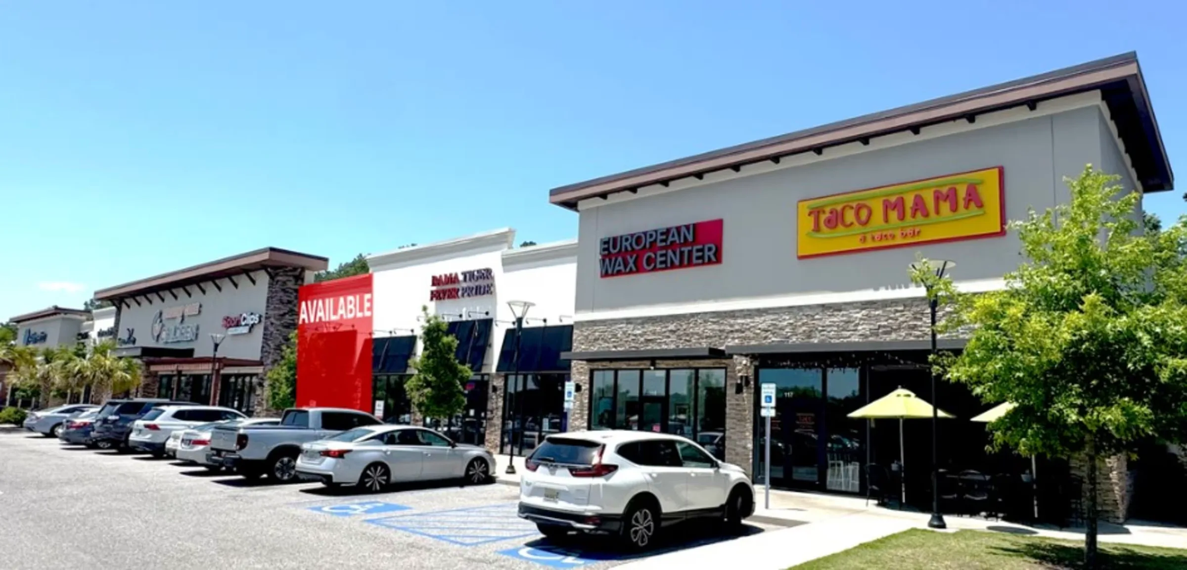 Daphne Commons — Lease in Daphne, AL, photo 1 of 2