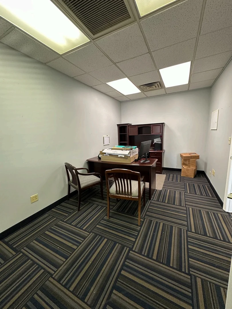 33680-33686 Walker Rd — Lease in Avon Lake, OH, photo 6 of 7