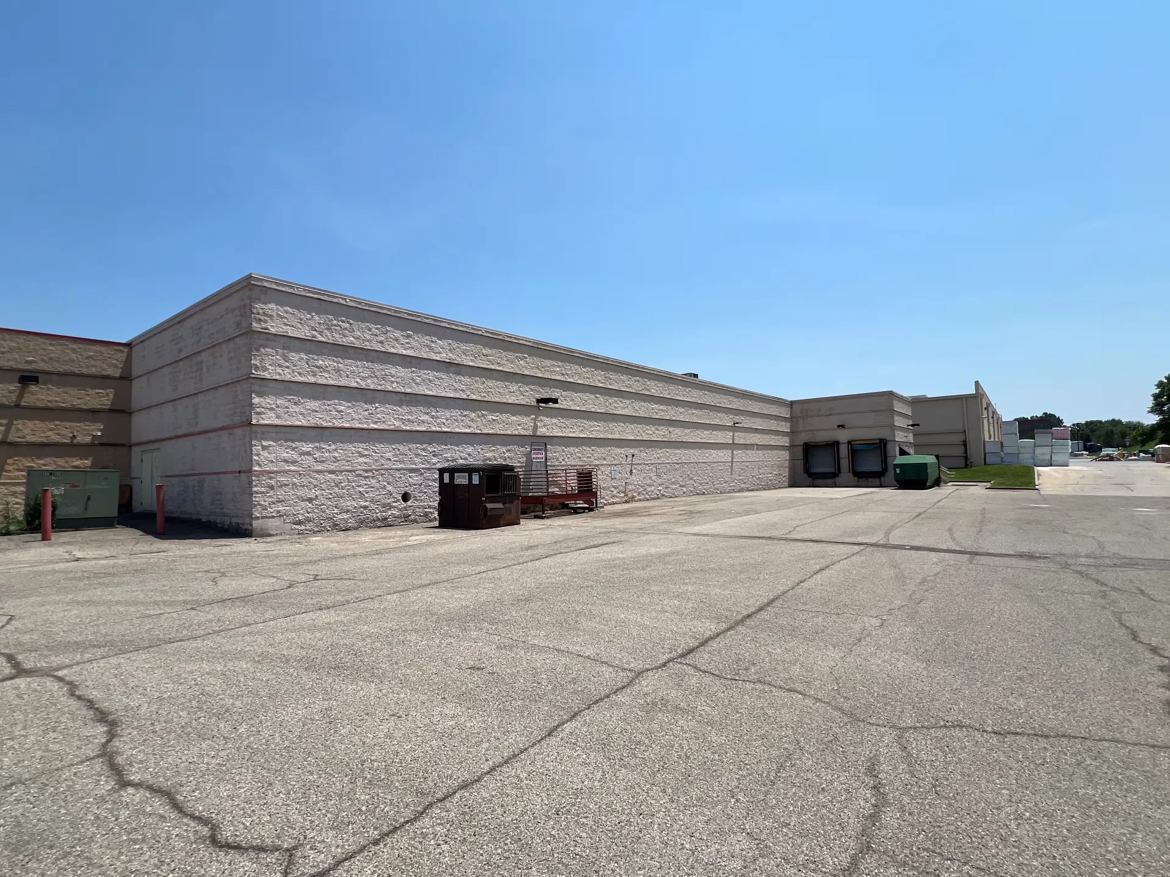 Houston Lakes Retail Center — Lease in Florence, KY, photo 4 of 8