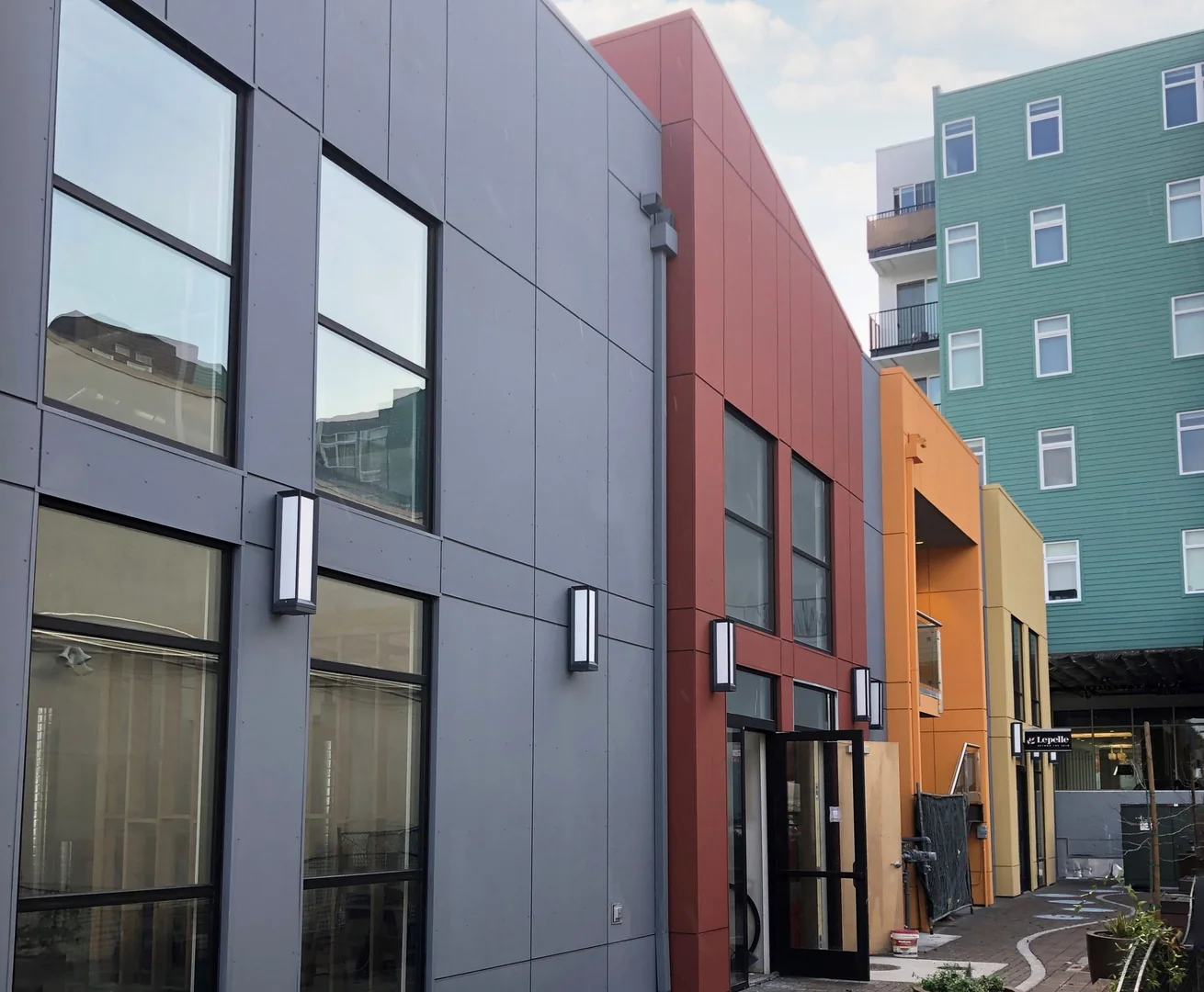 The Heritage — Lease in Walnut Creek, CA, photo 4 of 4