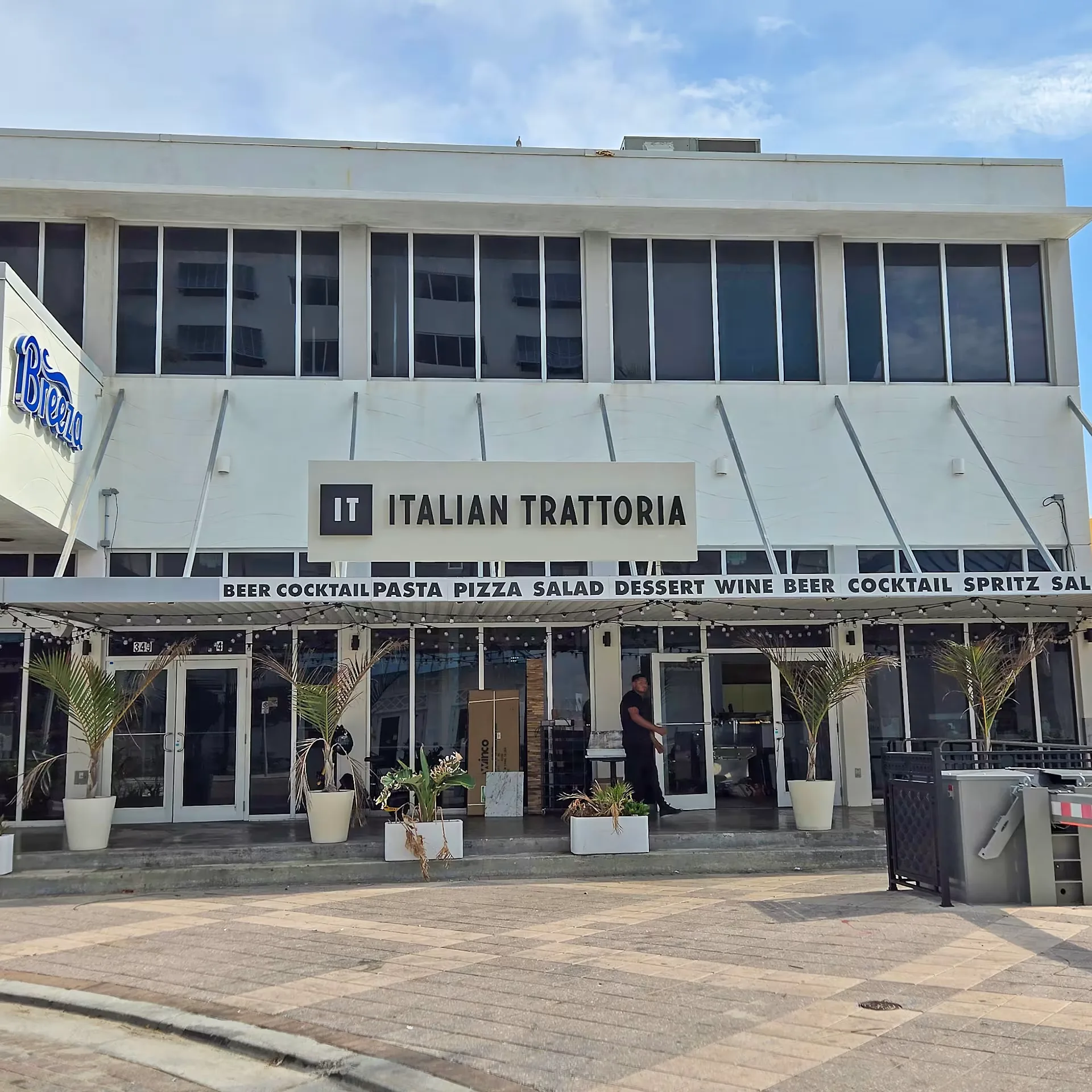 349 Johnson Street — Lease in Hollywood, FL, photo 1 of 1