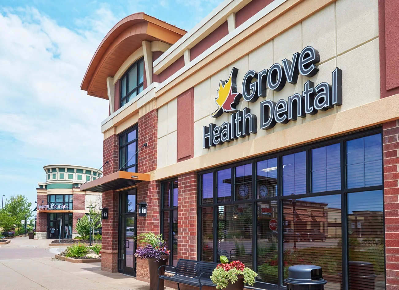The Grove — Lease in Maple Grove, MN, photo 3 of 5