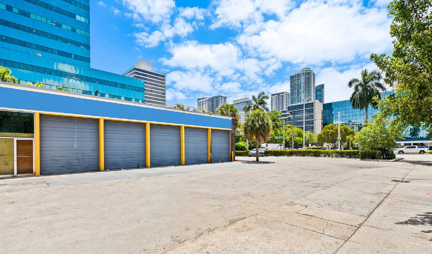 11 N Andrews Ave — Lease in Fort Lauderdale, FL, photo 2 of 2