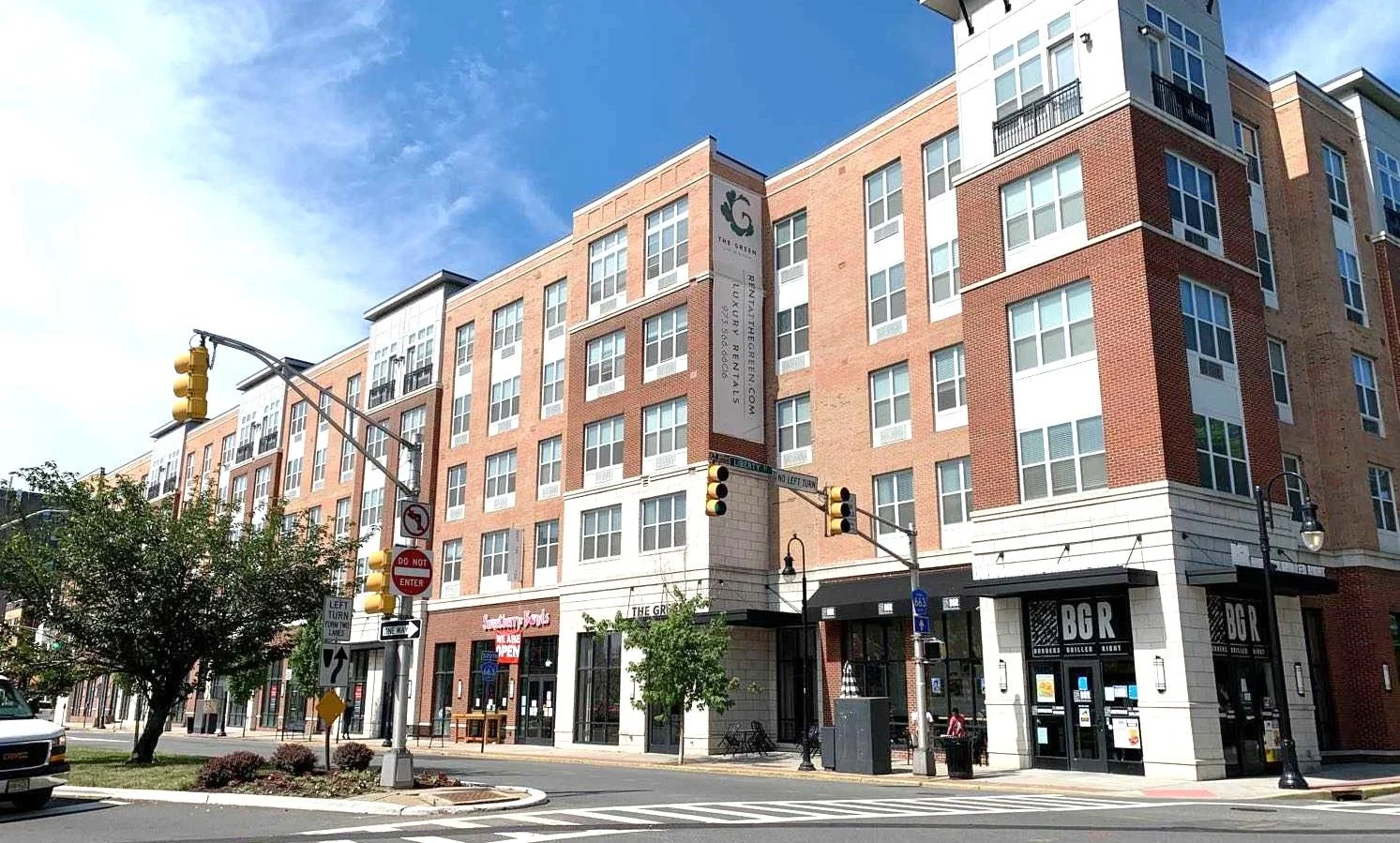 The Green at Bloomfield — Lease in Bloomfield, NJ, photo 1 of 1