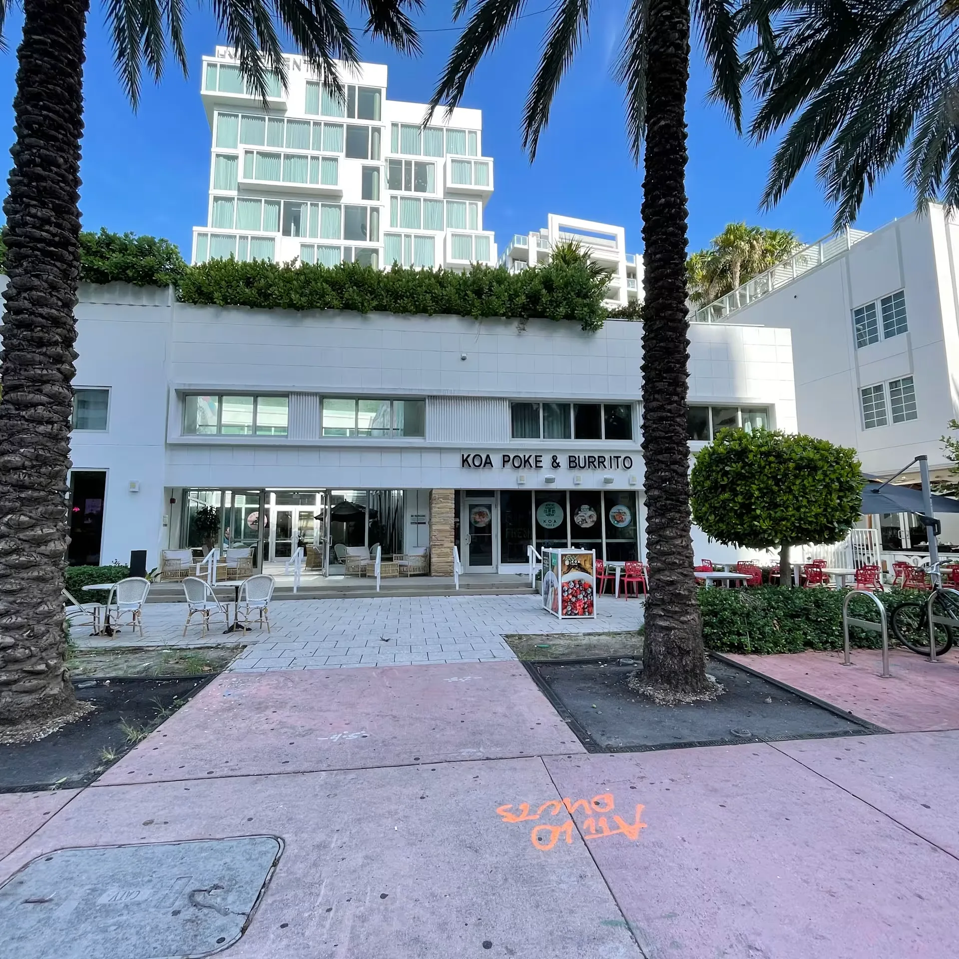 1600 Collins — Lease in Miami Beach, FL, photo 1 of 1