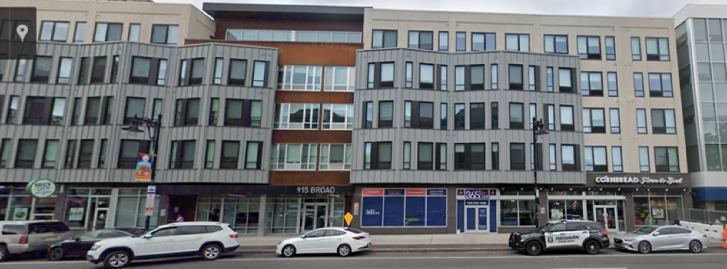 915 Broad