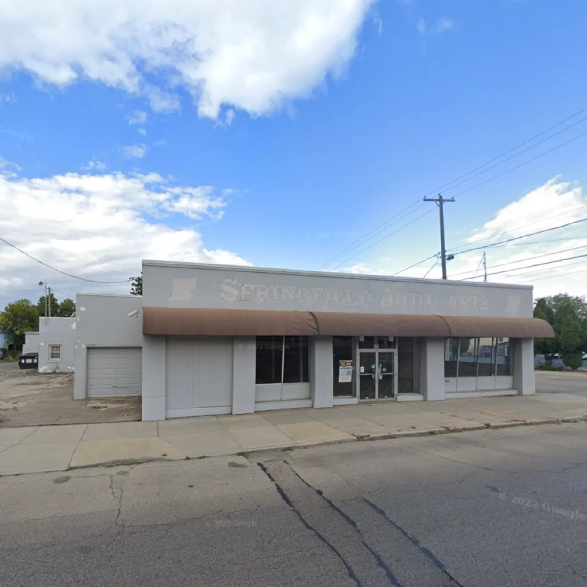 622 W Main St - retail in Springfield, OH