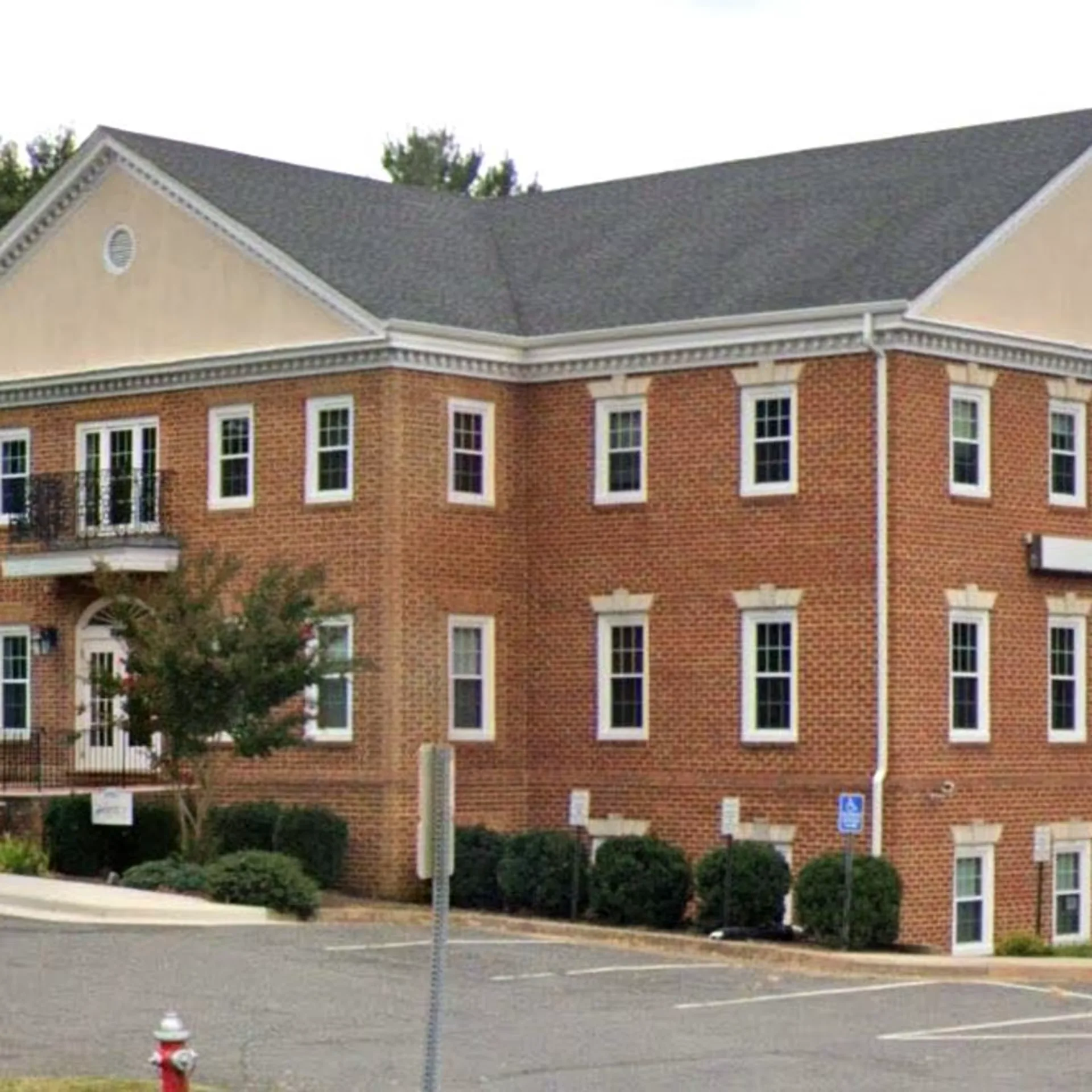 6462 Little River Tpke — Lease in Alexandria, VA, photo 1 of 1