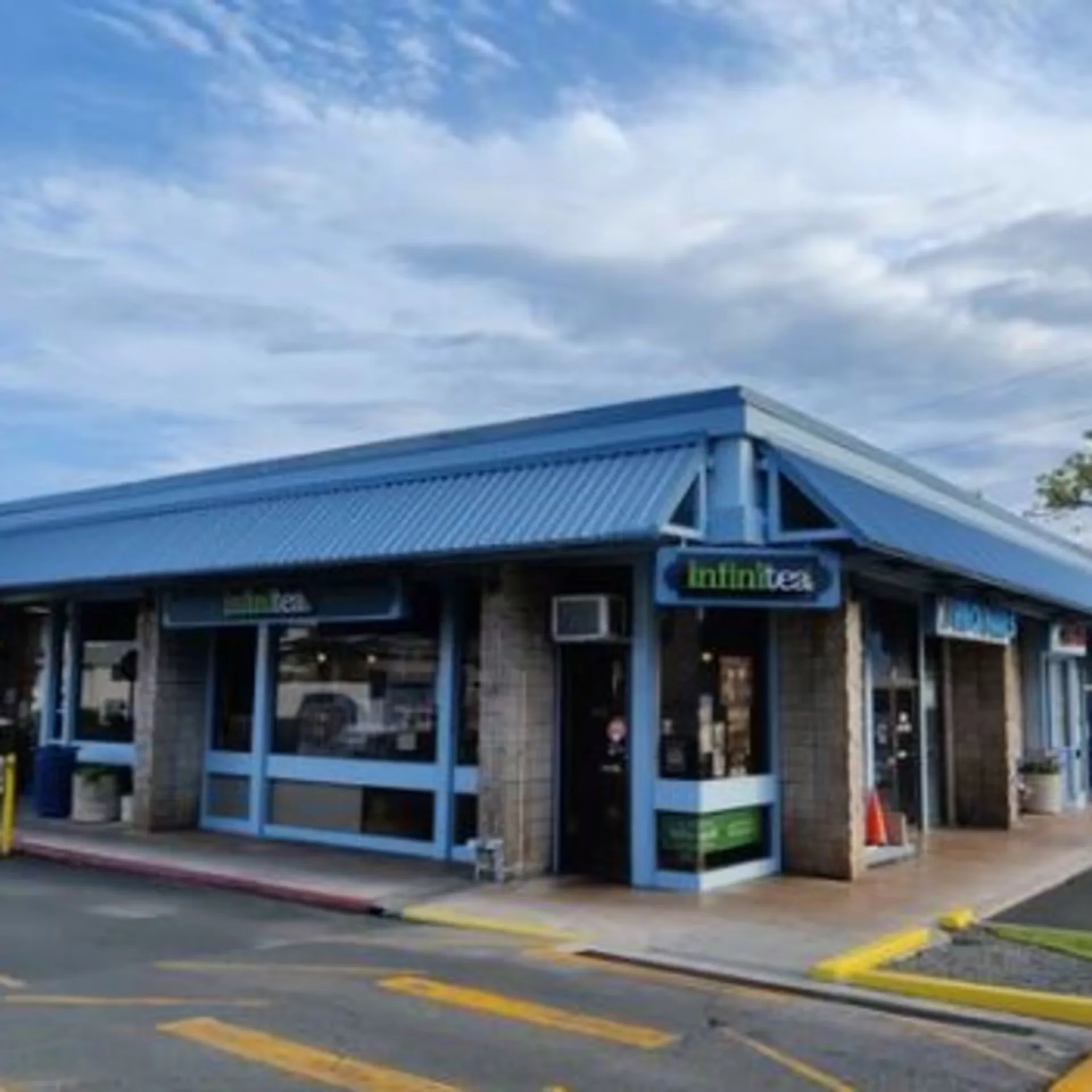 Kamehameha Shopping Center