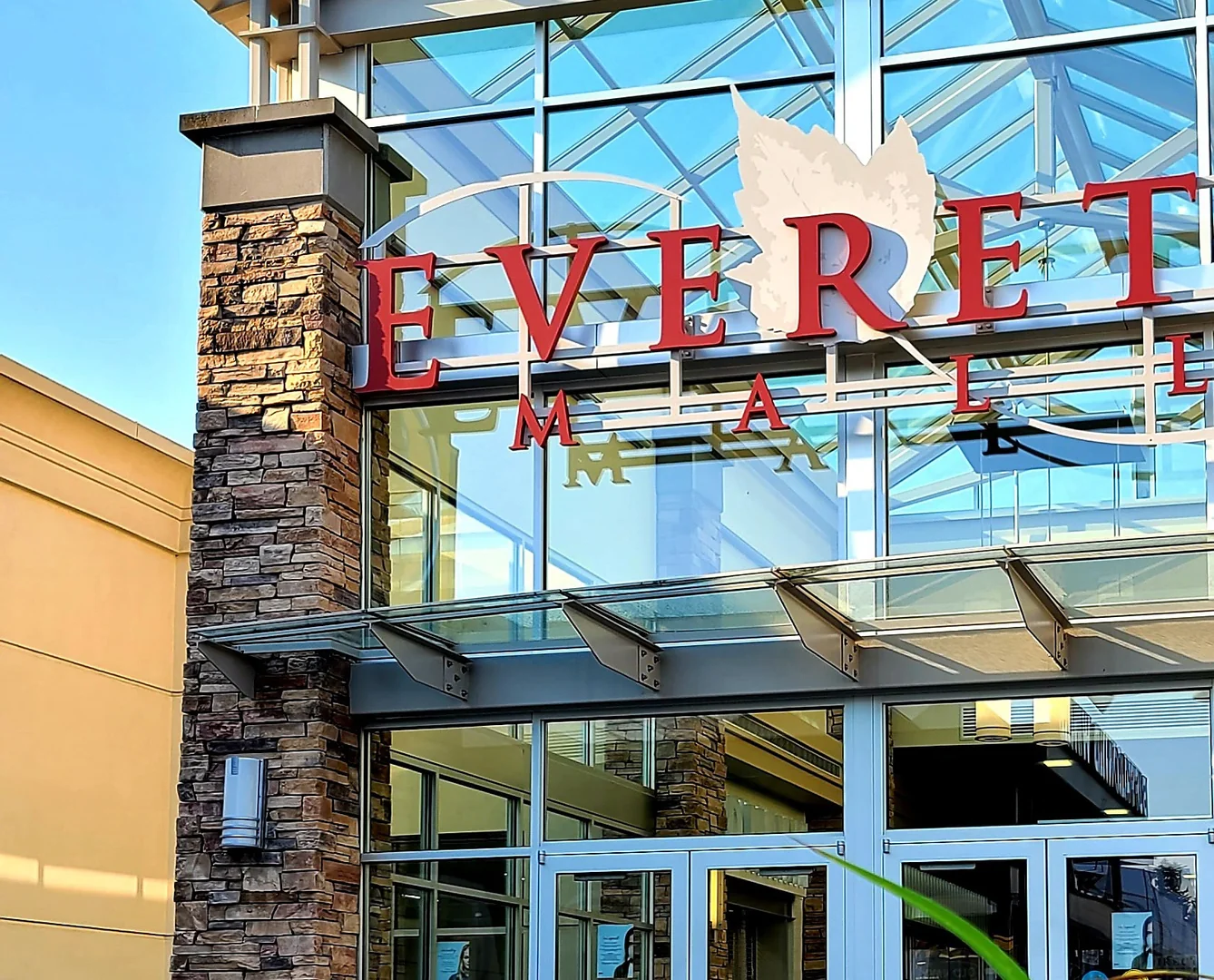 Everett Mall — Lease in Everett, WA, photo 1 of 1