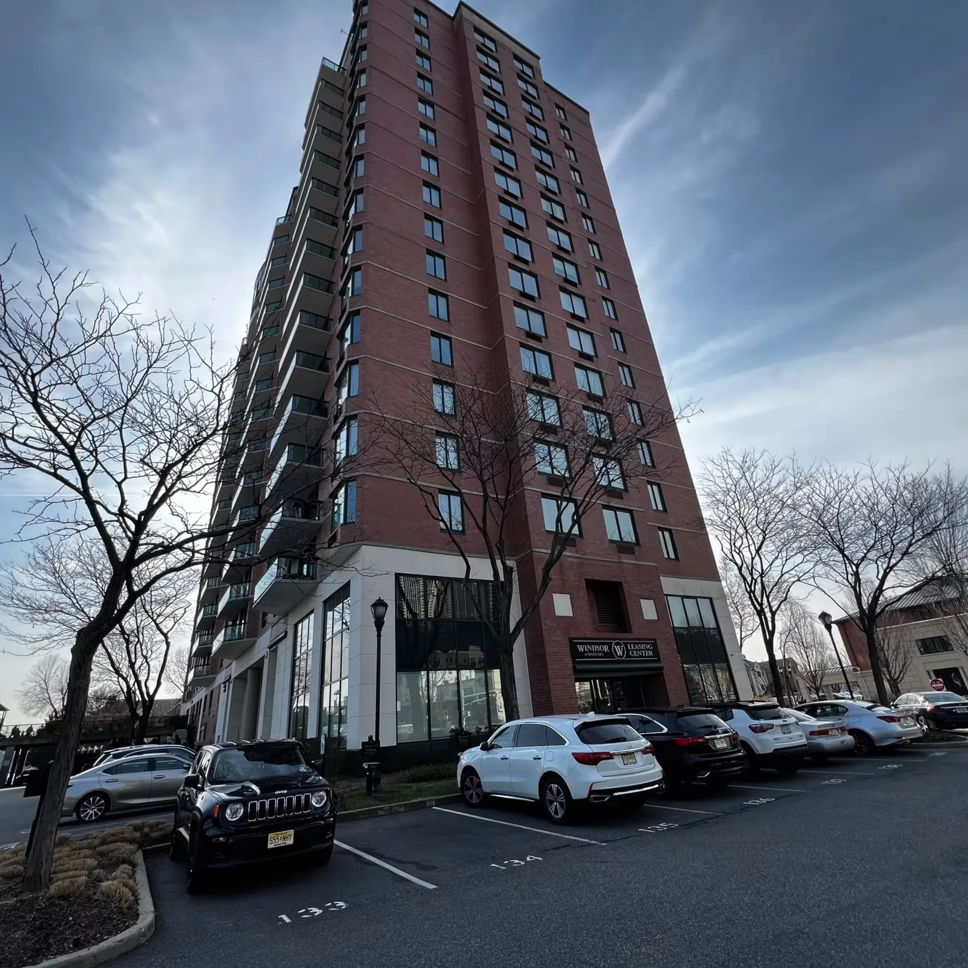 Windsor at Mariners Towers — Lease in Edgewater, NJ, photo 1 of 1