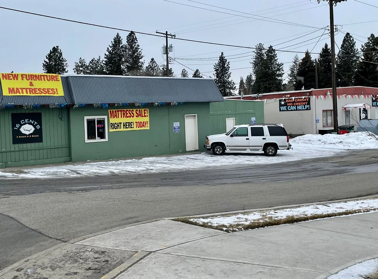 6821 N Division St — Lease in Spokane, WA, photo 1 of 1