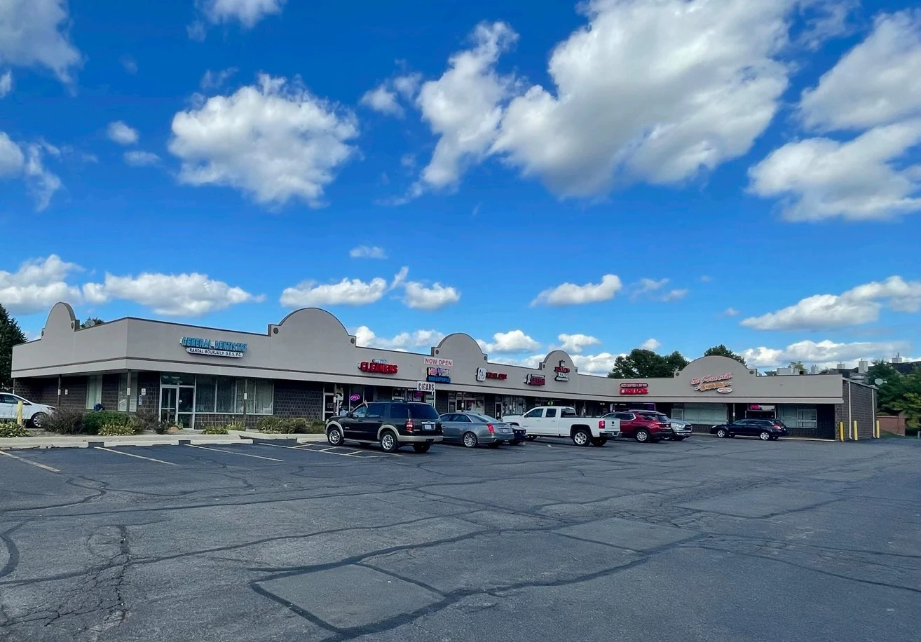 30900-30990 Beck Rd — Lease in Novi, MI, photo 1 of 1