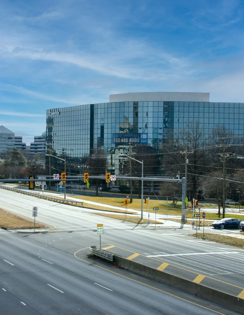 Tysons Commerce Center Retail — Lease in Vienna, VA, photo 1 of 2