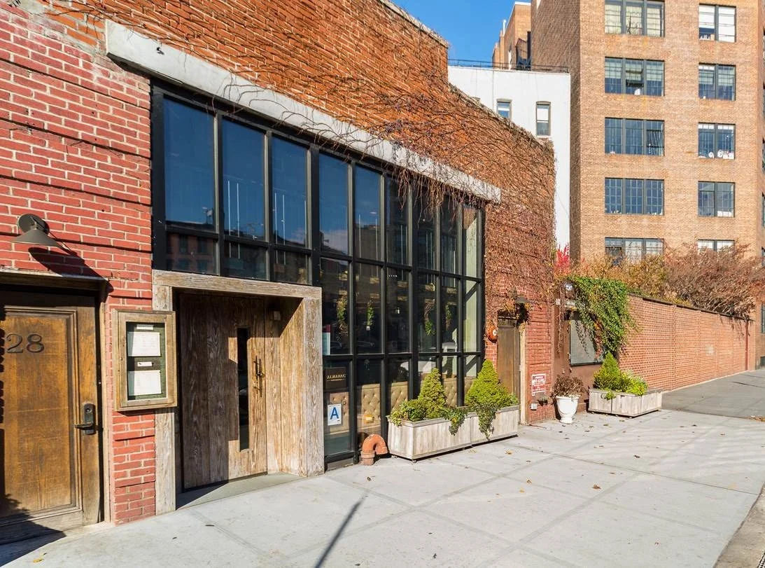 28 7th Avenue South — Lease in New York City, NY, photo 1 of 1