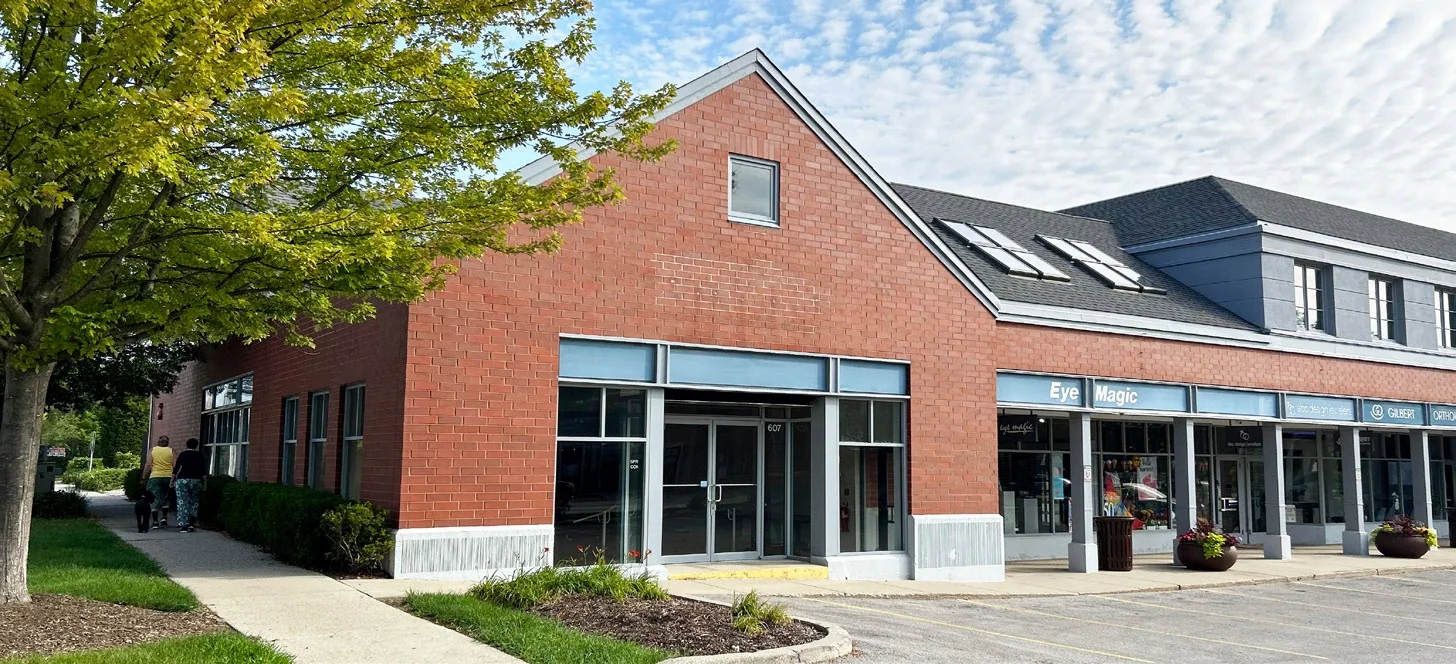 The Shops on Elm Place — Lease in Highland Park, IL, photo 2 of 2