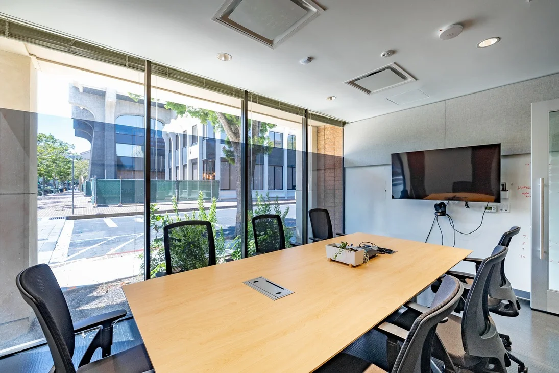 567 University Ave — Lease in Palo Alto, CA, photo 3 of 6