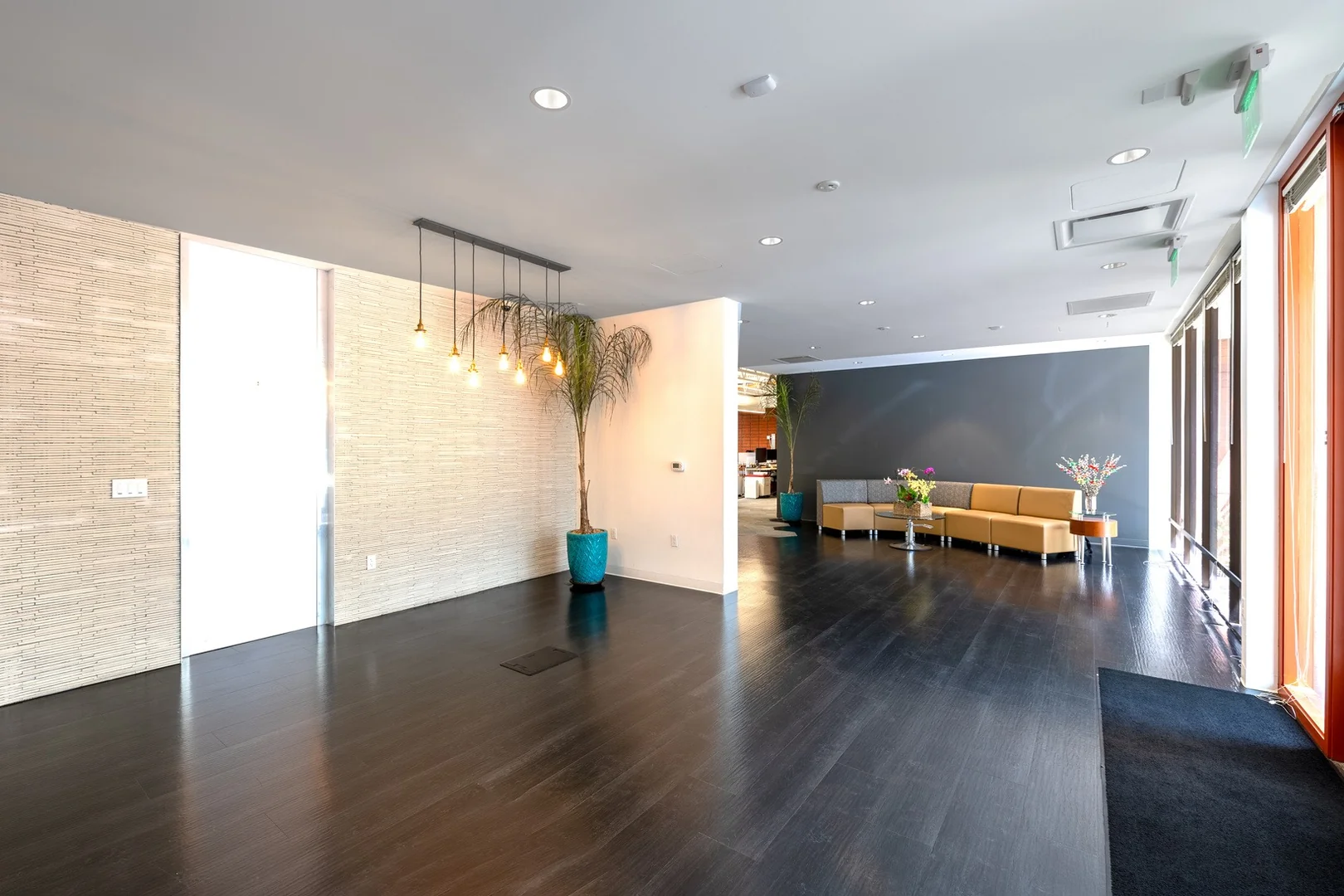 567 University Ave — Lease in Palo Alto, CA, photo 6 of 6