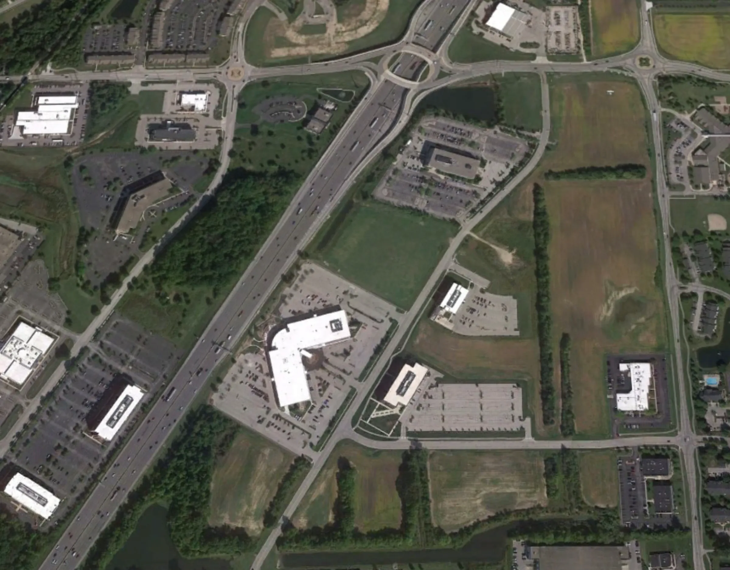 Fishers Gateway — Lease in Fishers, IN, photo 2 of 2