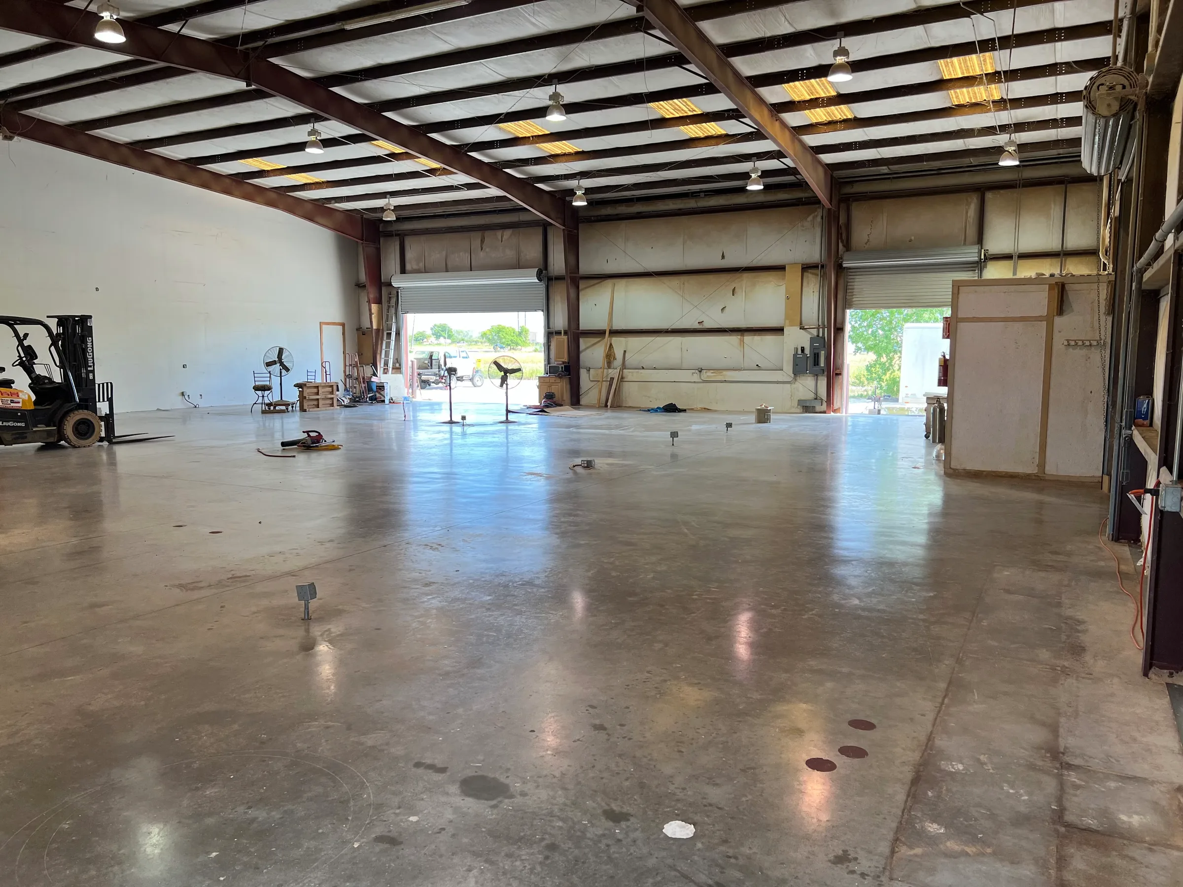 590 S Loop 4 — Lease in Buda, TX, photo 4 of 8