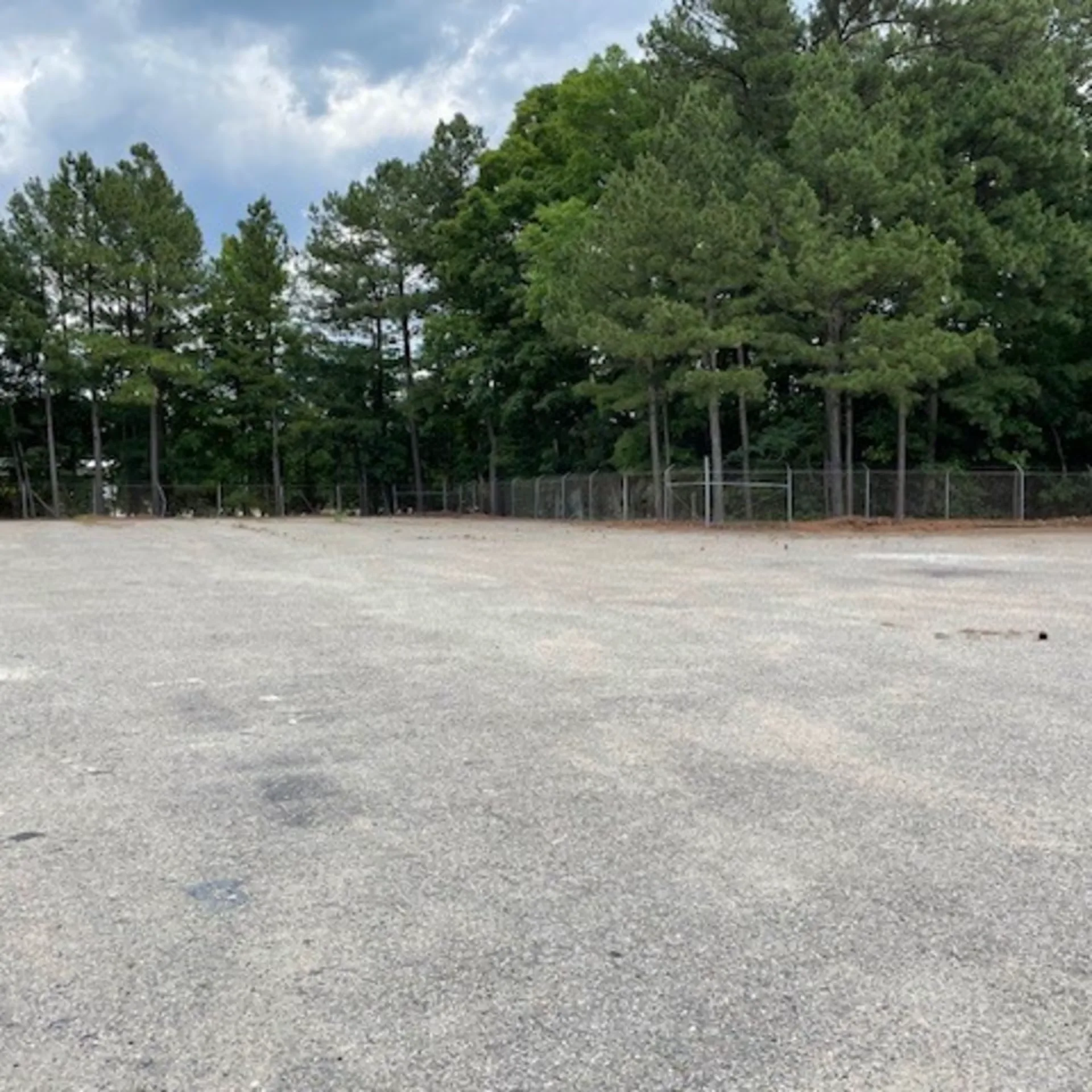 9725 Express Ln — Lease in North Chesterfield, VA, photo 1 of 1