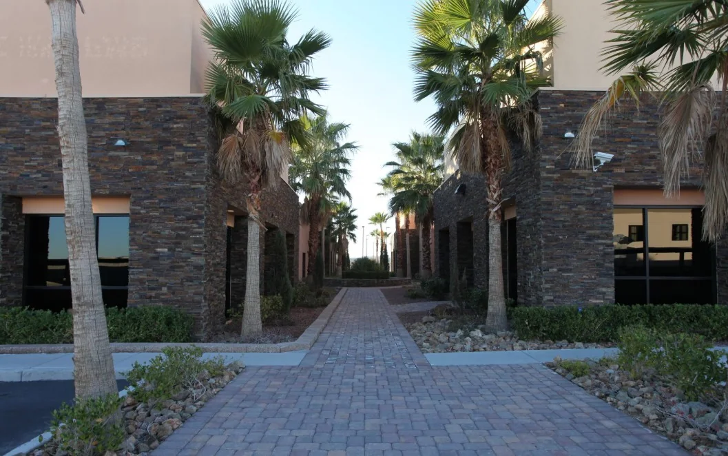 Rainbow Corporate Centre - photo 1 - Las Vegas, NV