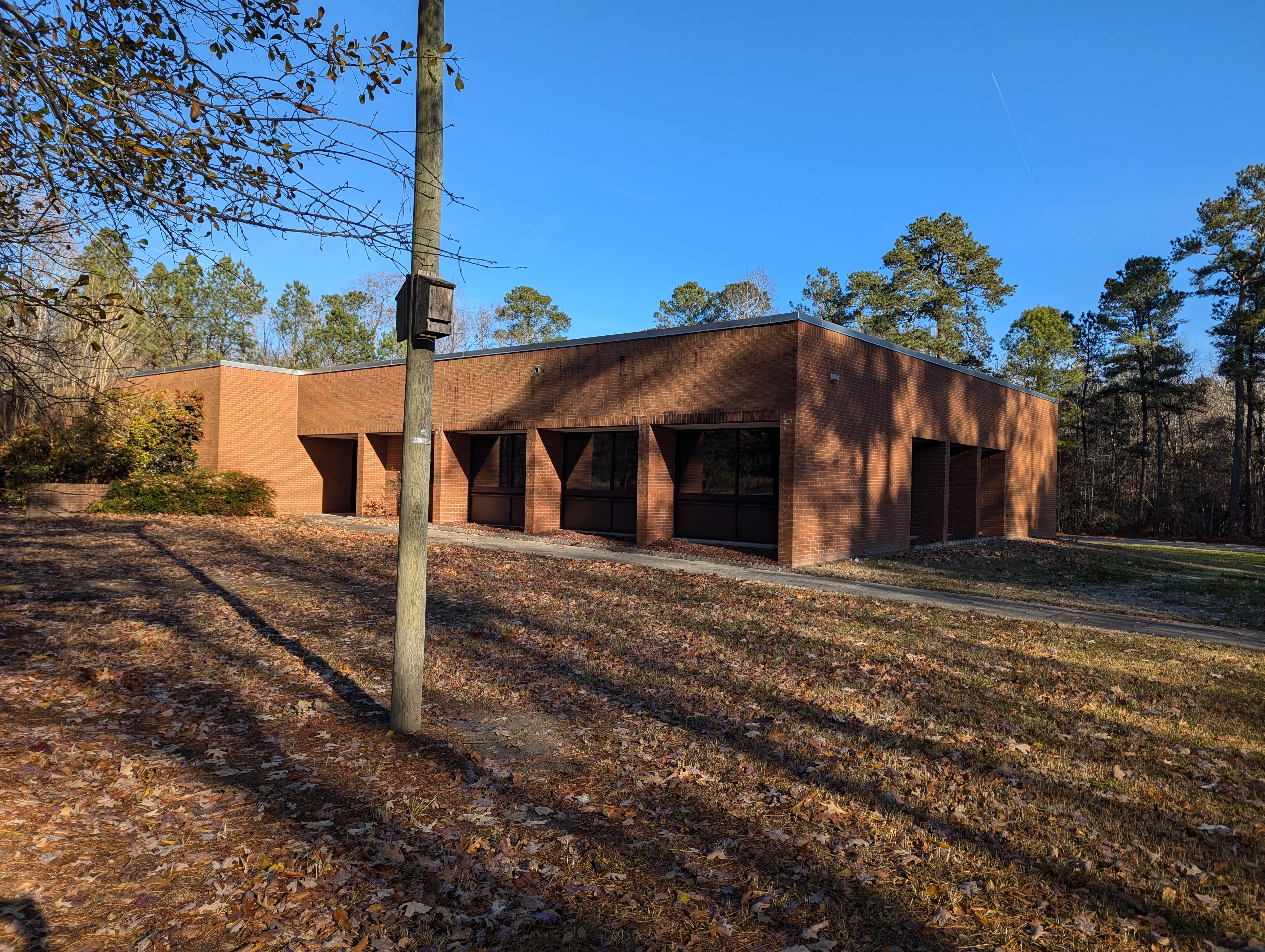 34591 General Mahone Boulevard - office in Ivor, VA