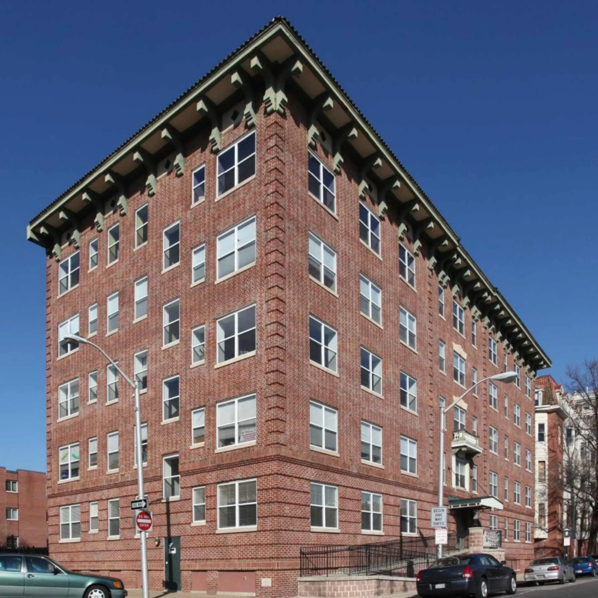 1701 Madison Ave — Sale in Baltimore, MD, photo 1 of 1