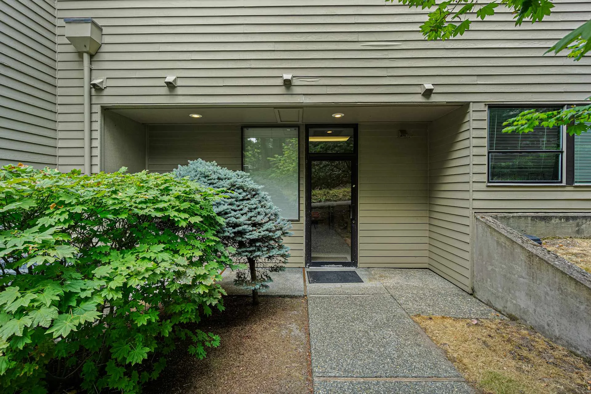 903 Building — Sale in Kirkland, WA, photo 3 of 5