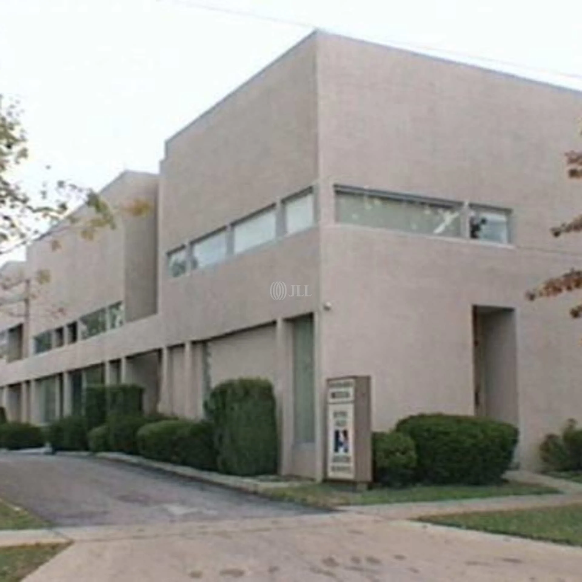 Riverview Professional Building — Sale in Elyria, OH, photo 3 of 4