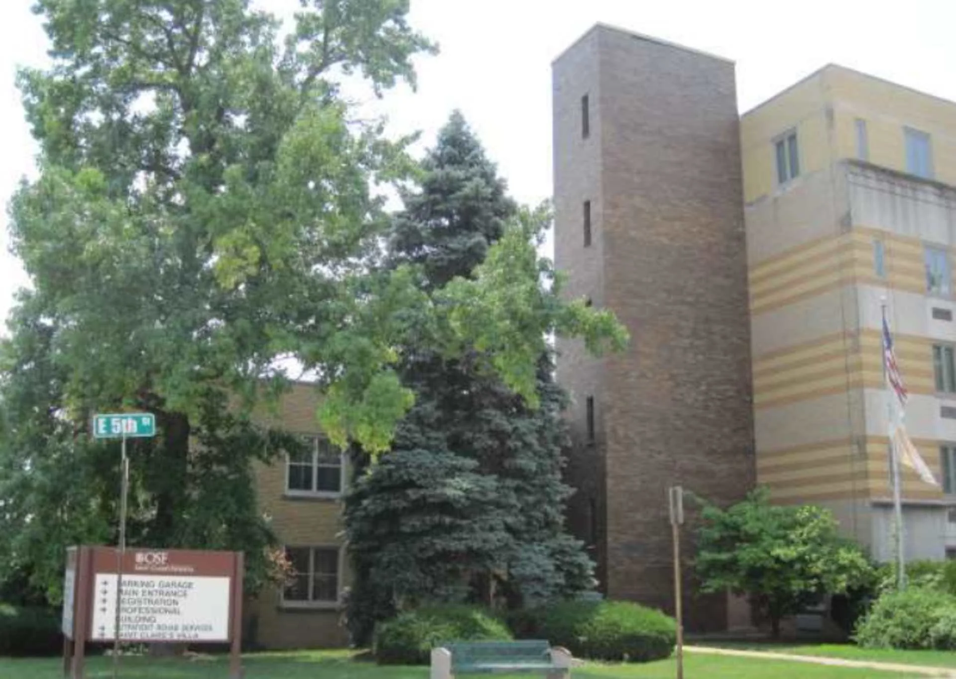 915 E 5th St - office in Alton, IL