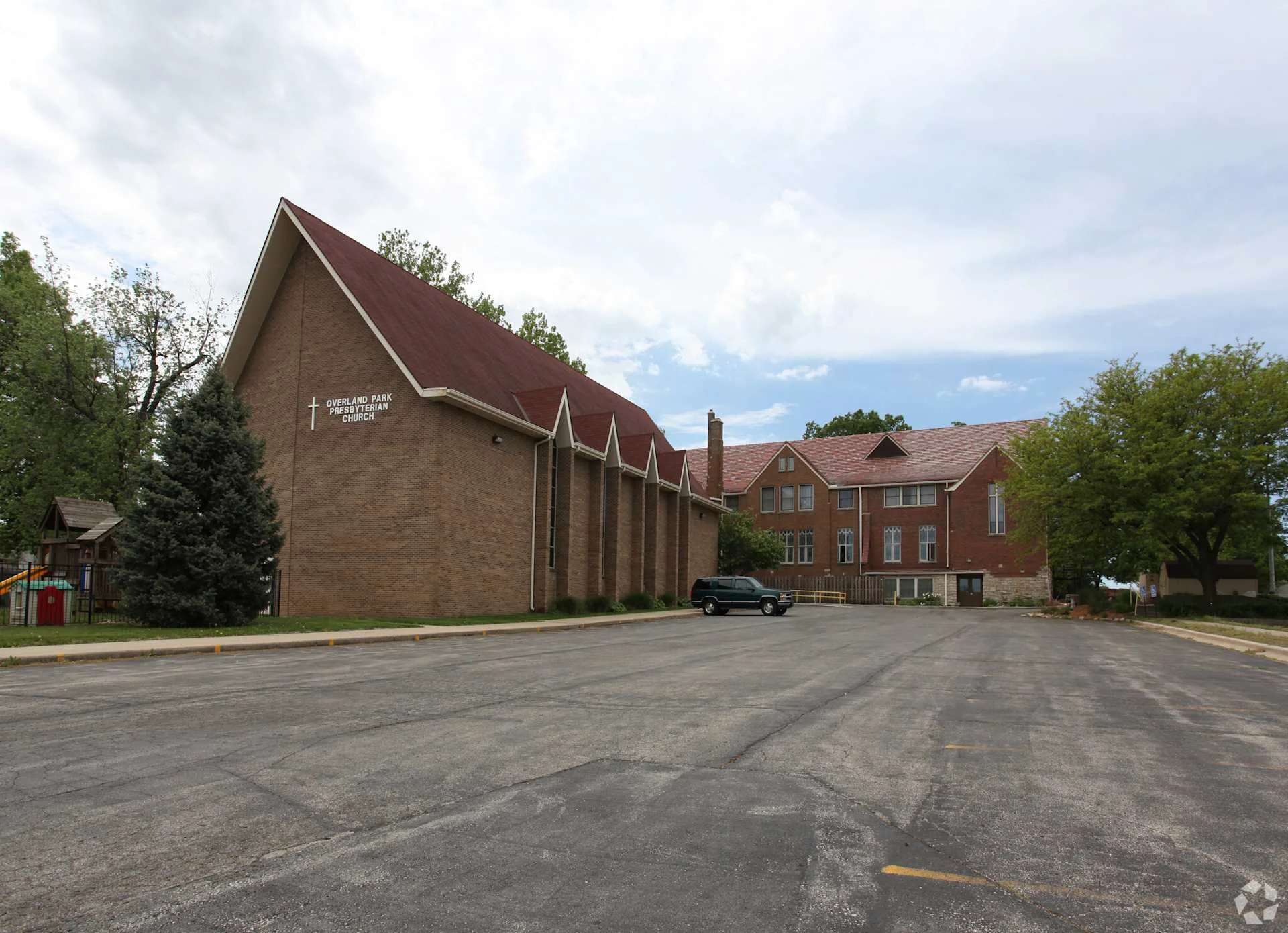Edison Church — Sale in Overland Park, KS, photo 2 of 2