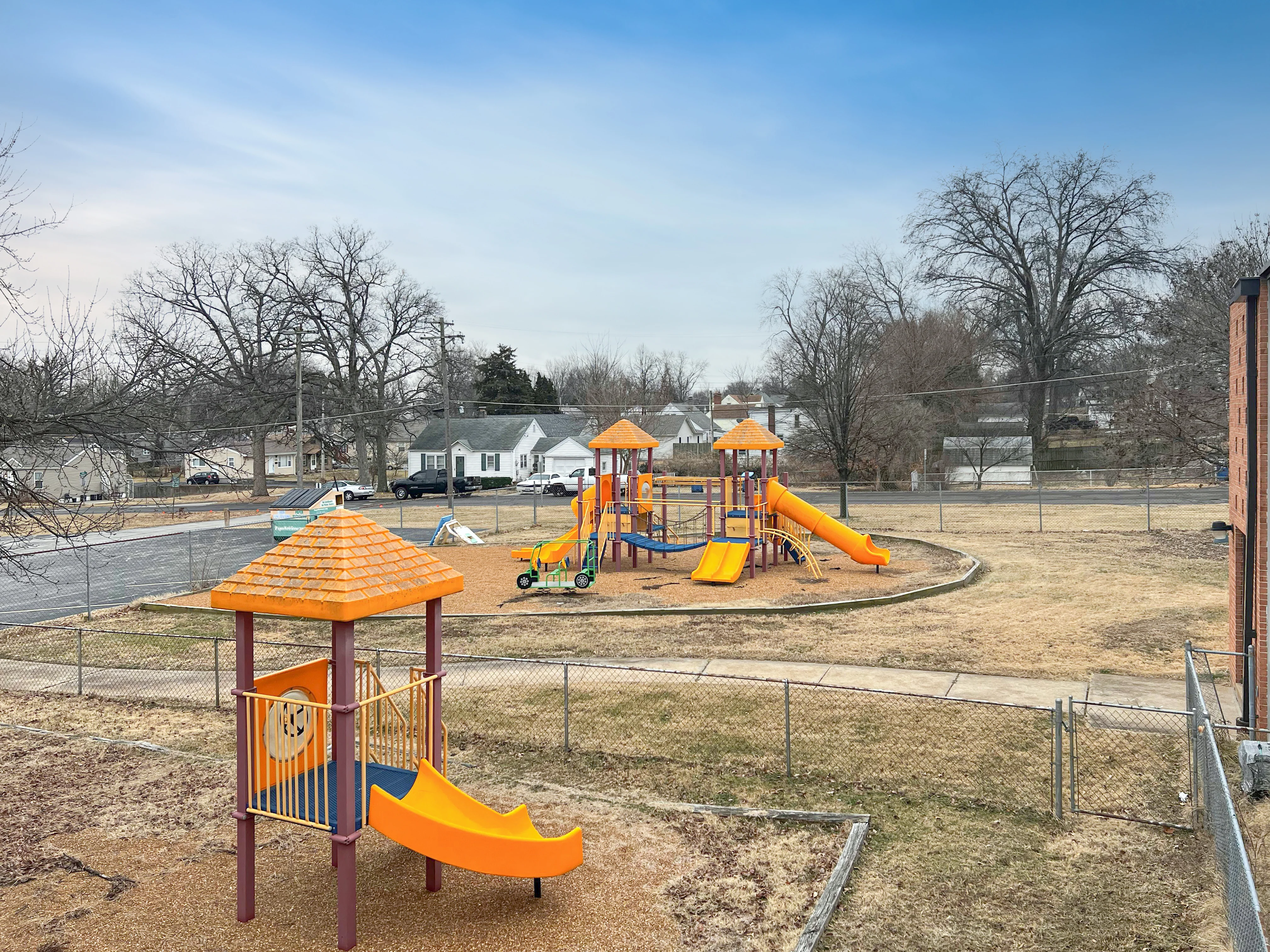 2200 Lackland Rd - photo 5 - Overland, MO
